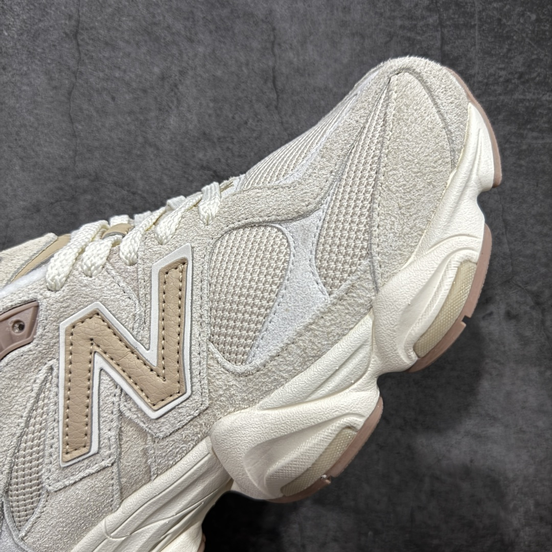 图片[6]-【公司级】 New Balance NB9060 联名款 复古休闲运动慢跑鞋 灰绿色 U9060CCB 全套原楦原纸板原厂数据开发 进口三明治网面 原装进口翻毛皮料正确绒感卡色 正确中底拉帮中底网布细节 原厂标裁 带紫光防伪 定制后跟透明水晶模块 冲裁组合 大底贴合程度胶水上色把控完美 整洁度挑战全网艺术家 多道序QC把关品质完善 匠心打造 耗时两个月开发完成 工艺极其复杂难度可想而知 新开独立私模大底 全网唯一正确六层组合大底 高端零售专供产物 尺码：36 37 37.5 38 38.5 39 40 40.5 41 42 42.5 43 44 45 46.5-选品中心