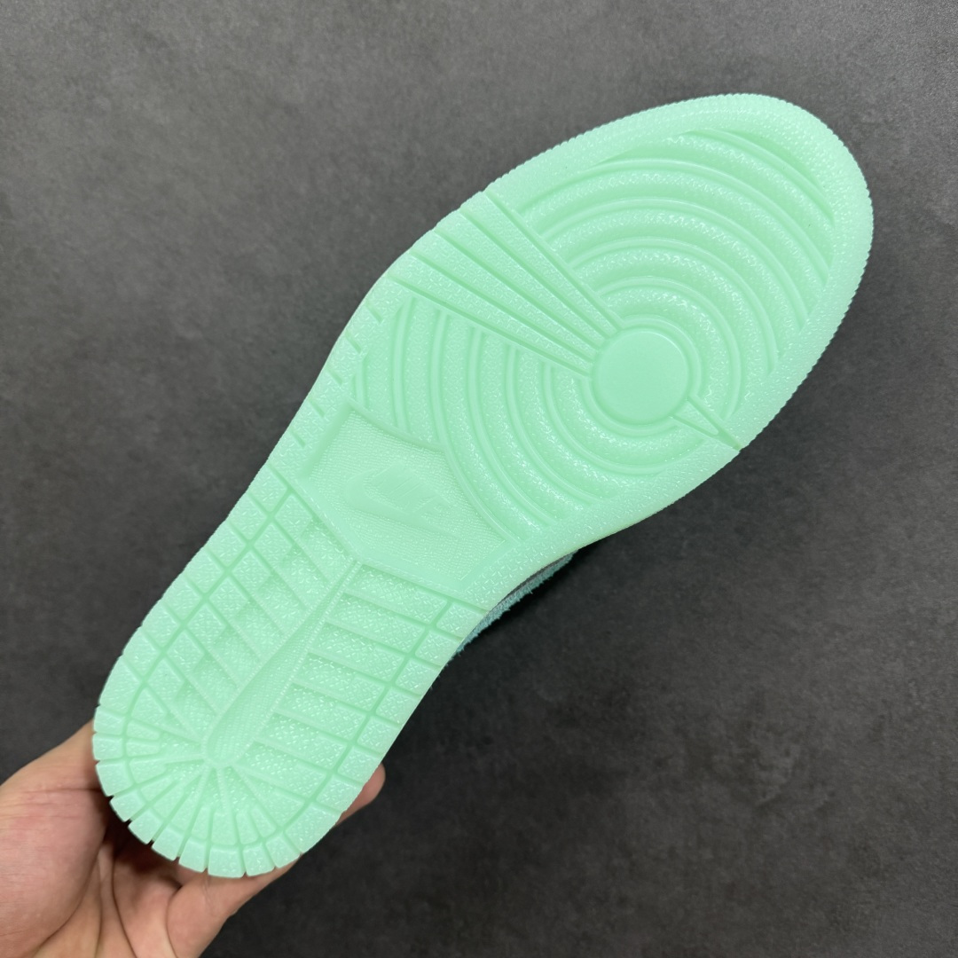 图片[9]-【H11版本】耐克Nike Air Jordan 1 AJ1经典复古经典低帮百搭文化篮球鞋 HQ8111-300 公司级真标半码制#原档案原数据开发版型#采用荔枝纹头层皮革鞋面材质#原厂立体填充鞋舌海绵#中底注胶孔及缜密中底拉帮工艺#原数据开发模具大底 尺码：35.5 36 36.5 37.5 38 38.5 39 40 40.5 41 42 42.5 43 44 44.5 45 46 47.5 编码：H11B270280-选品中心