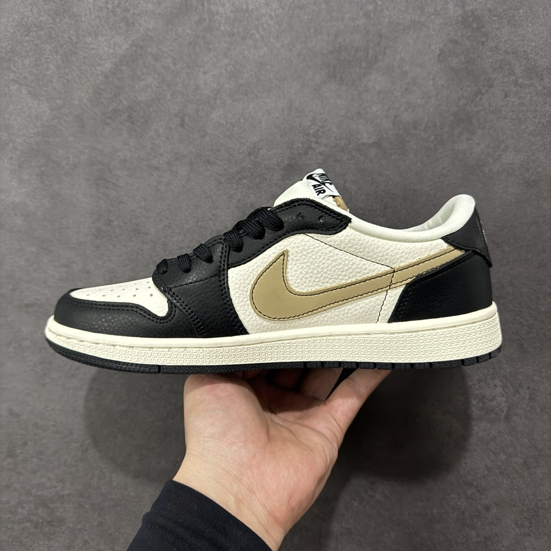 图片[2]-【定制版】Travis Scott x Jordan 1 Low “迪奥联名——米黑卡其棕” 高端定制 乔丹倒勾低帮休闲板鞋 大厂纯原品质出货 纯正版型 定制鞋盒 皮料切割干净无任何毛边 细节完美 超高清洁度 货号：DD7866-100 尺码：36 36.5 37.5 38 38.5 39 40 40.5 41 42 42.5 43 44 44.5 45 编码：HXSB330340-选品中心