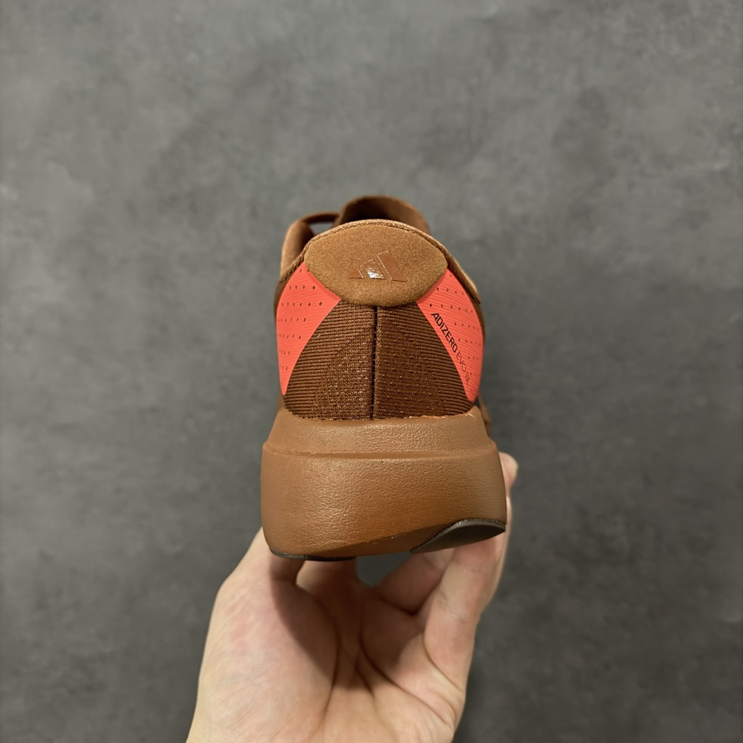 图片[4]-【TD版本】Ad Adizero Evo SL M 阿迪超轻透气缓震跑鞋 以令人难以置信的138克重量，刷新了跑鞋轻量化的记录，阿迪在材料科学和工艺技术上的深厚积累。 全新鞋款采用Lightweight Upper材料，让穿着者几乎能够体验到一种\”裸足\”的感觉 货号：KJ8809 尺码：36 36.5 37.5 38 38.5 39 40 40.5 41 42 42.5 43 44 45 编码：XSB210220-选品中心