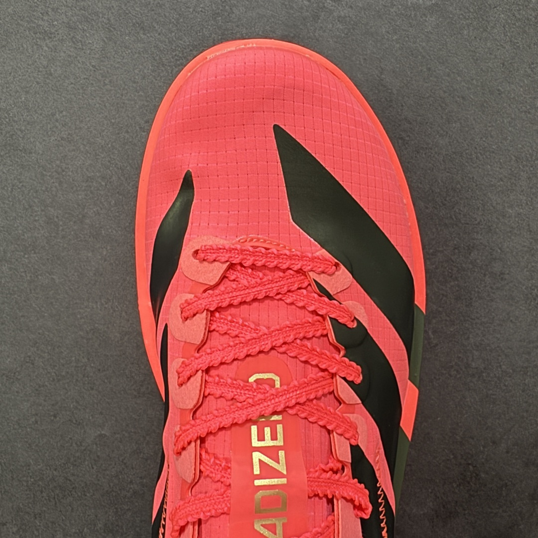 图片[8]-【TD版本】Adidas ADIZERO ADIOS 5 M 马拉松竞速专业跑鞋 CELERMESH针织网面非常轻薄 纤维间的缝隙很大 可以保证跑步时的透气、排汗效果 鞋舌直接与两侧的内衬和鞋底连接在一起 在跑步过程中不会被鞋舌的左右移动所困扰 在标准鞋带孔的基础上再拓宽一组鞋带孔 适合不同脚型的需求 突破性 EnergyRods 技术，有助于跑者实现更好的成绩 中底独特的LIGHTSTRIKE PRO泡棉材质 微弹感觉在跑步过程中给予了良好的支撑体验 对于顶级精英和高水平进阶跑者来说 ADIOS PRO是一双值得信赖的竞速比赛用鞋 货号：K18294 尺码：36 36²/₃ 37¹/₃ 38 38²/₃ 39¹/₃ 40 40²/₃ 41¹/₃ 42 42²/₃ 43¹/₃ 44 44²/₃ 45¹/₃ 编码：XSB250260-选品中心