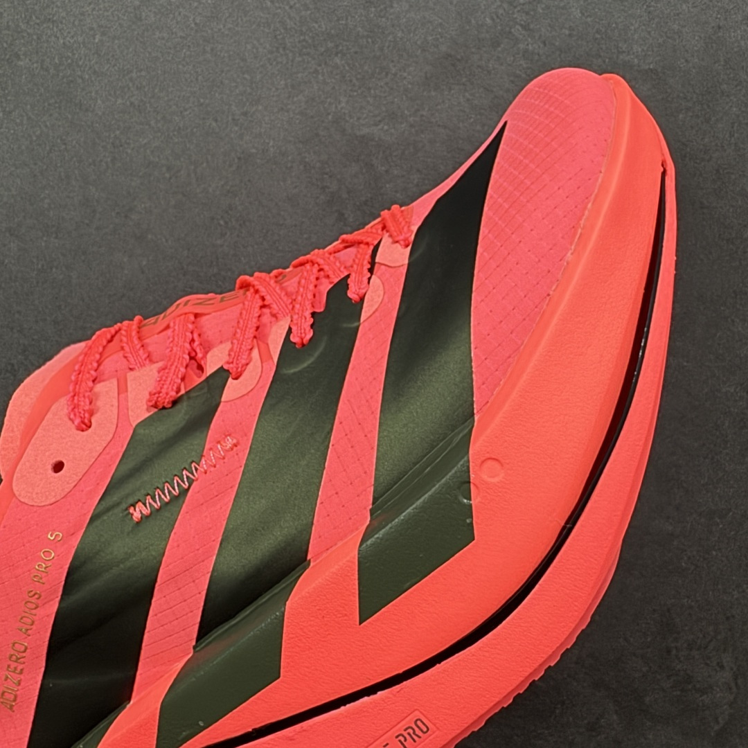 图片[5]-【TD版本】Adidas ADIZERO ADIOS 5 M 马拉松竞速专业跑鞋 CELERMESH针织网面非常轻薄 纤维间的缝隙很大 可以保证跑步时的透气、排汗效果 鞋舌直接与两侧的内衬和鞋底连接在一起 在跑步过程中不会被鞋舌的左右移动所困扰 在标准鞋带孔的基础上再拓宽一组鞋带孔 适合不同脚型的需求 突破性 EnergyRods 技术，有助于跑者实现更好的成绩 中底独特的LIGHTSTRIKE PRO泡棉材质 微弹感觉在跑步过程中给予了良好的支撑体验 对于顶级精英和高水平进阶跑者来说 ADIOS PRO是一双值得信赖的竞速比赛用鞋 货号：K18294 尺码：36 36²/₃ 37¹/₃ 38 38²/₃ 39¹/₃ 40 40²/₃ 41¹/₃ 42 42²/₃ 43¹/₃ 44 44²/₃ 45¹/₃ 编码：XSB250260-选品中心