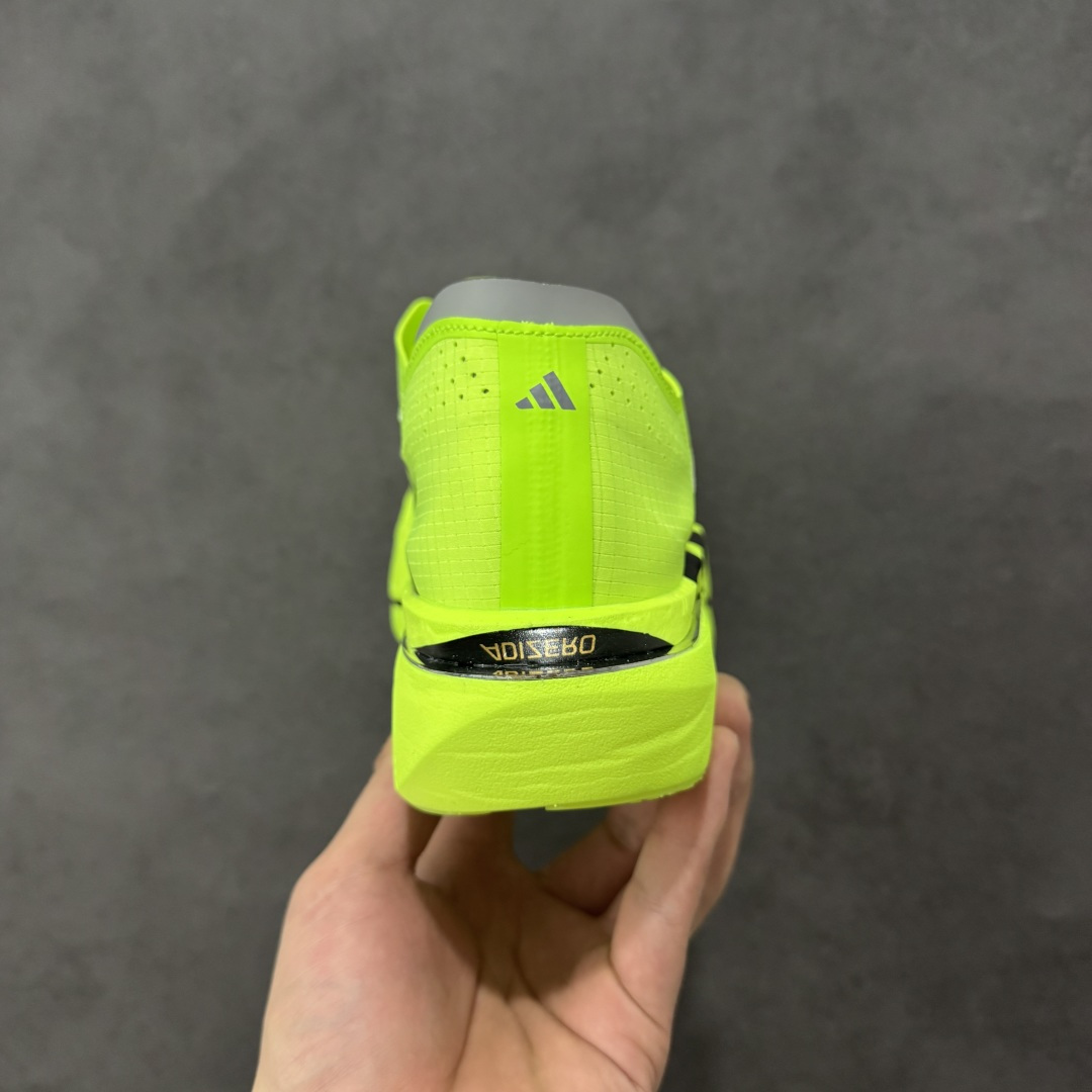 图片[4]-【TD版本】Adidas ADIZERO ADIOS 5 M 马拉松竞速专业跑鞋 CELERMESH针织网面非常轻薄 纤维间的缝隙很大 可以保证跑步时的透气、排汗效果 鞋舌直接与两侧的内衬和鞋底连接在一起 在跑步过程中不会被鞋舌的左右移动所困扰 在标准鞋带孔的基础上再拓宽一组鞋带孔 适合不同脚型的需求 突破性 EnergyRods 技术，有助于跑者实现更好的成绩 中底独特的LIGHTSTRIKE PRO泡棉材质 微弹感觉在跑步过程中给予了良好的支撑体验 对于顶级精英和高水平进阶跑者来说 ADIOS PRO是一双值得信赖的竞速比赛用鞋 货号：K18297 尺码：36 36²/₃ 37¹/₃ 38 38²/₃ 39¹/₃ 40 40²/₃ 41¹/₃ 42 42²/₃ 43¹/₃ 44 44²/₃ 45¹/₃ 编码：XSB250260-选品中心