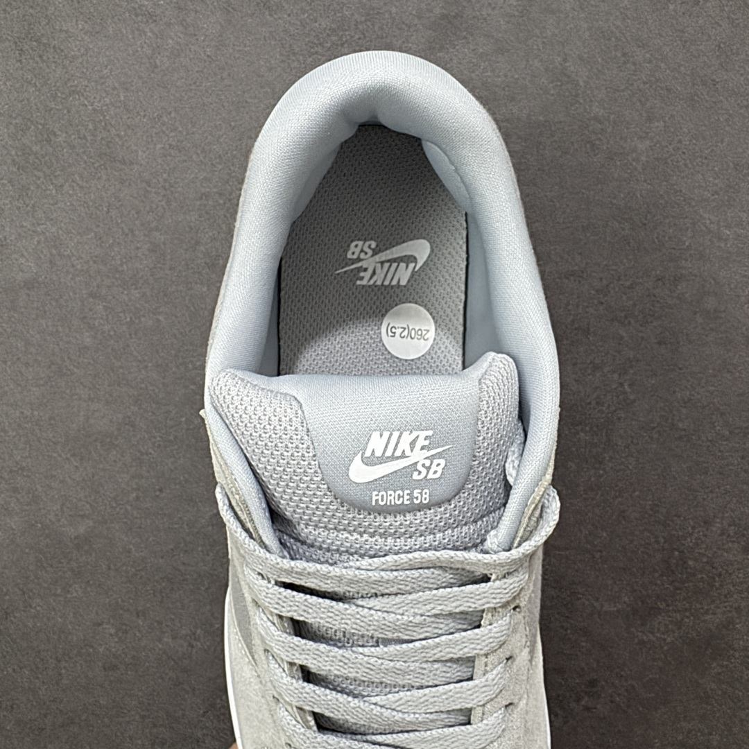 图片[7]-【公司级】Nike SB Force 58 是一款结合了经典篮球元素与滑板功能的鞋款。鞋身采用帆布、麂皮与冲孔细节，致敬传统篮球风格，呈现出复古又时尚的外观。加厚鞋舌设计提升穿着舒适度，内侧弹性衬布提供稳固贴合感，即使鞋带松脱也能保持鞋子贴合脚型。全新杯式外底设计兼顾耐久性与灵活性，减少磨合时间，提升滑板体验。鞋底Tri-Star纹理提供出色的抓地力和灵敏脚感。 货号：CZ2959-003 尺码：36 36.5 37.5 38 38.5 39 40 40.5 41 42 42.5 43 44 45 编码：XSB220230-选品中心