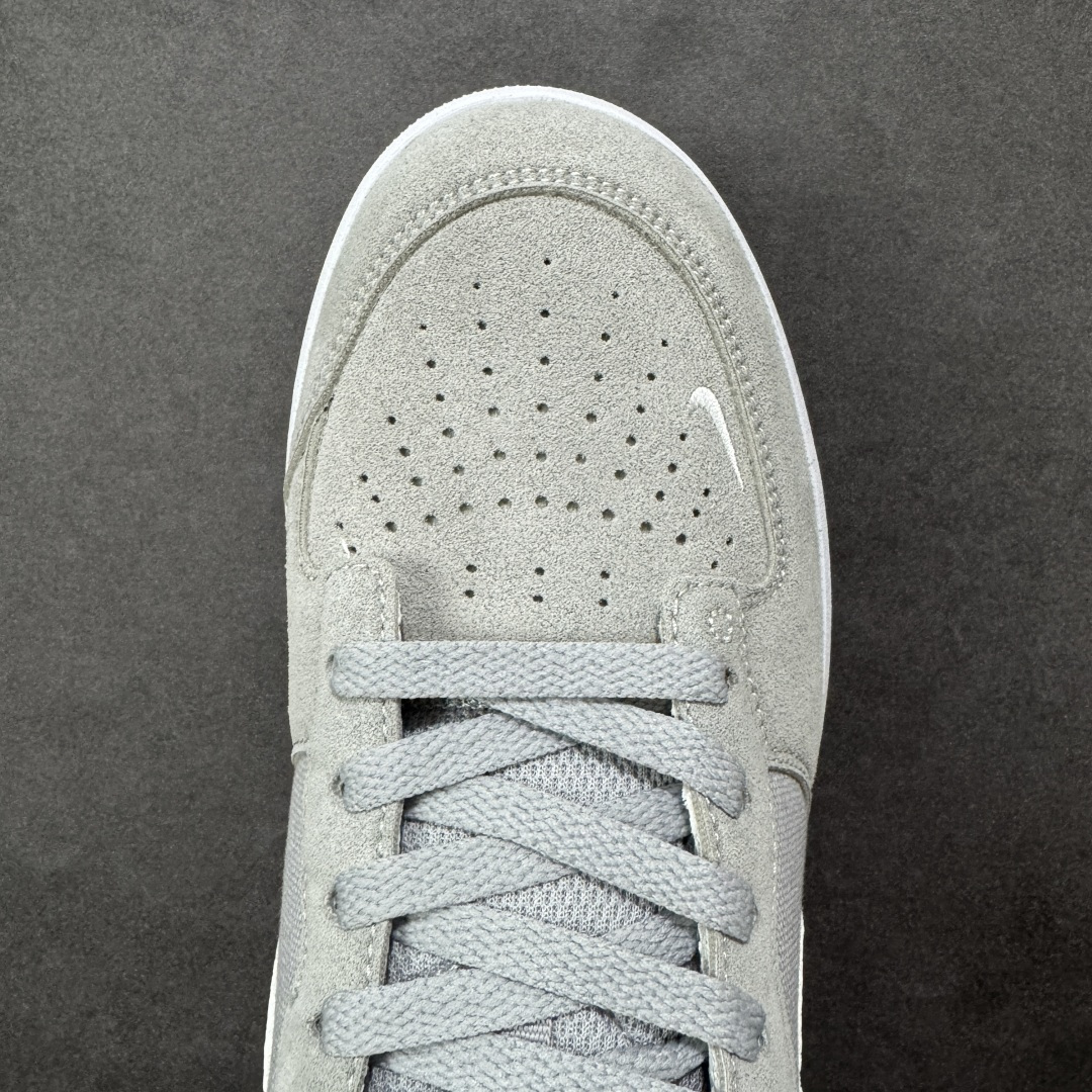 图片[8]-【公司级】Nike SB Force 58 是一款结合了经典篮球元素与滑板功能的鞋款。鞋身采用帆布、麂皮与冲孔细节，致敬传统篮球风格，呈现出复古又时尚的外观。加厚鞋舌设计提升穿着舒适度，内侧弹性衬布提供稳固贴合感，即使鞋带松脱也能保持鞋子贴合脚型。全新杯式外底设计兼顾耐久性与灵活性，减少磨合时间，提升滑板体验。鞋底Tri-Star纹理提供出色的抓地力和灵敏脚感。 货号：CZ2959-003 尺码：36 36.5 37.5 38 38.5 39 40 40.5 41 42 42.5 43 44 45 编码：XSB220230-选品中心