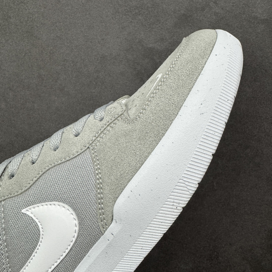 图片[5]-【公司级】Nike SB Force 58 是一款结合了经典篮球元素与滑板功能的鞋款。鞋身采用帆布、麂皮与冲孔细节，致敬传统篮球风格，呈现出复古又时尚的外观。加厚鞋舌设计提升穿着舒适度，内侧弹性衬布提供稳固贴合感，即使鞋带松脱也能保持鞋子贴合脚型。全新杯式外底设计兼顾耐久性与灵活性，减少磨合时间，提升滑板体验。鞋底Tri-Star纹理提供出色的抓地力和灵敏脚感。 货号：CZ2959-003 尺码：36 36.5 37.5 38 38.5 39 40 40.5 41 42 42.5 43 44 45 编码：XSB220230-选品中心