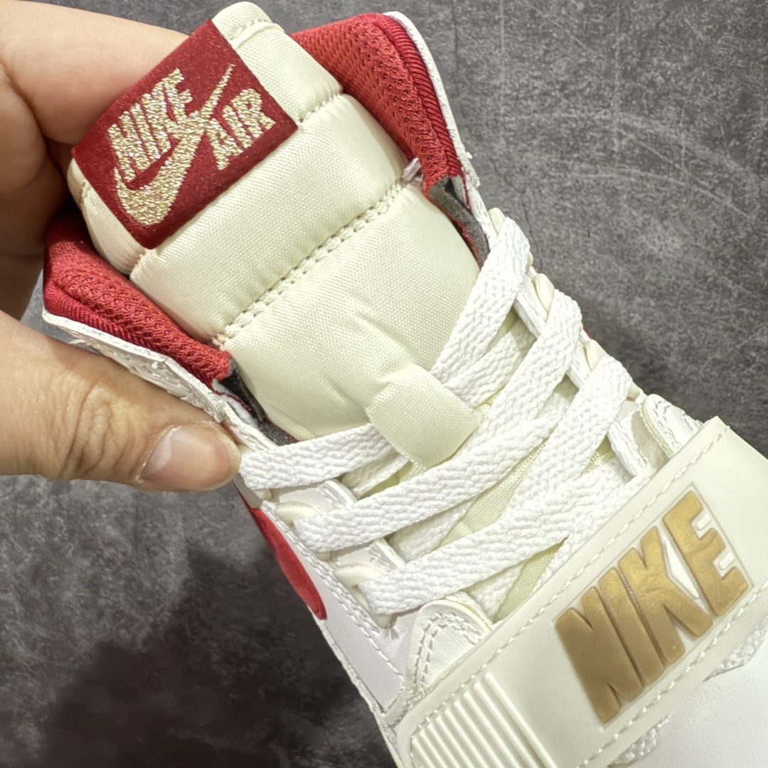 图片[5]-【纯原N版】 Air Jordan Legacy AJ312 三合一魔术贴板鞋 高帮 CNY马年限定白灰红 IQ9785-161 鞋身采用了皮革材质打造 横跨鞋面的魔术贴十分吸睛 侧面的Swoosh Logo的一部分被鞋面遮挡了一部分 颇具玩味 魔术贴上标有NK标识 而鞋舌上是Jordan的经典飞翼Logo 后跟和鞋底均采用了Air Jordan 3 的设计 后跟上同样也使用了经典的爆裂纹图案 尺码：36 36.5 37.5 38 38.5 39 40 40.5 41 42 42.5 43 44 44.5 45 46 47.5-选品中心