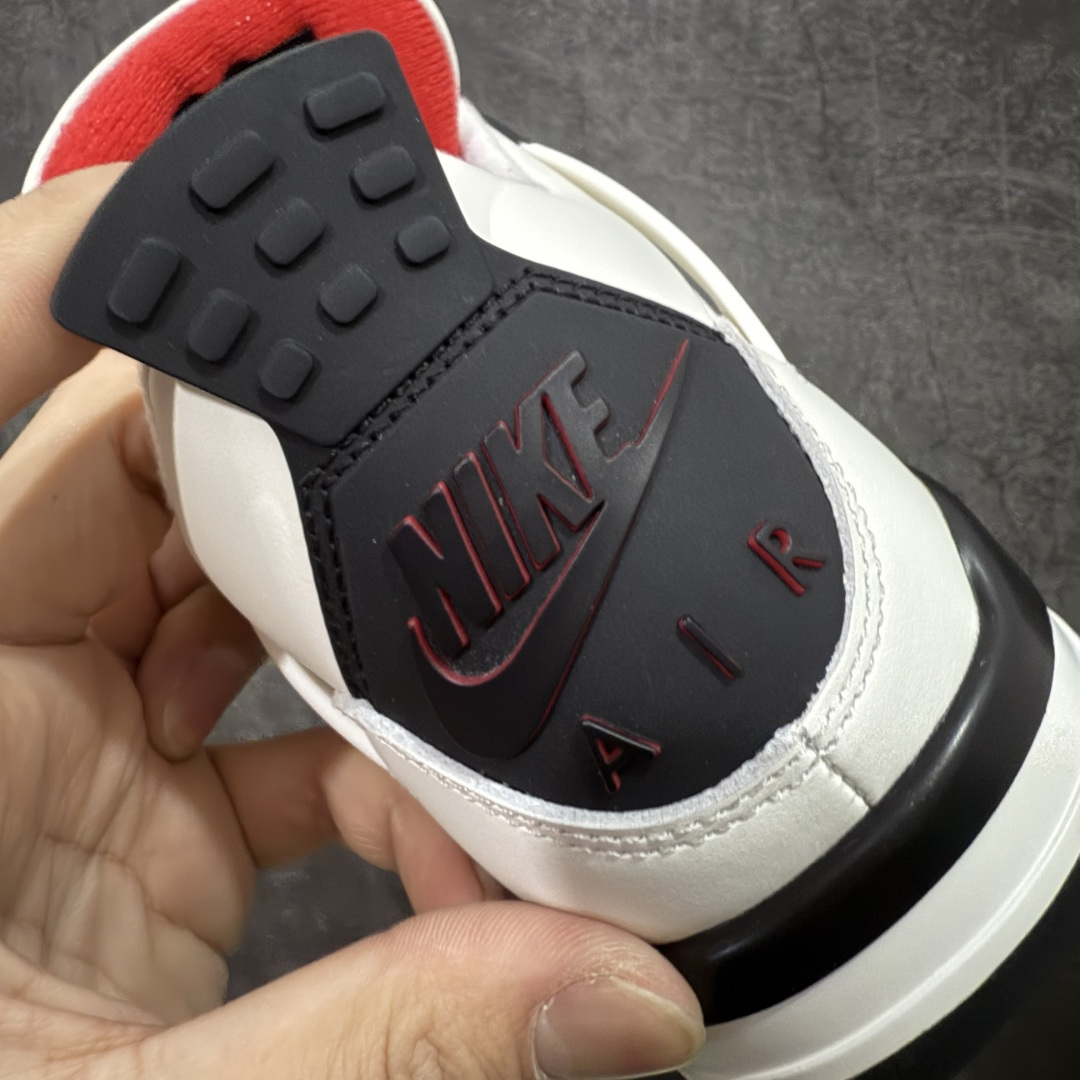 图片[2]-【纯原KZ版】Air Jordan AJ4 “Flight Club”Sail/Black-University Red 飞行俱乐部 IM4002-100 纯原大厂出品 全新品质 原楦原纸板同源开发 完美呈现乔4的版型 内侧正确双色网格 还原细节 正确气垫颜色 正确网格工艺 正确拉帮工艺 全鞋原装材料制作 原档案原模具打造 尺码：36-48.5-选品中心