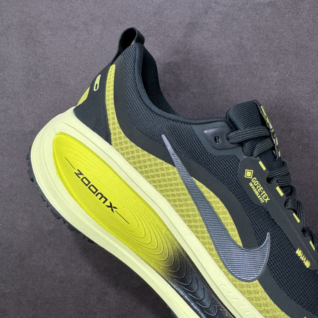 图片[6]-【公司级】Nike VOMERO 18 GTX 耐克 舒适减震防滑 低帮跑步鞋 全掌ReactX泡绵中底 前掌和后跟还配备了Air Zoom气垫单元 据说跑起来更快更舒适哦 这次最大的升级点 首次引入了ReactX泡绵 货号：HQ7002-300 尺码：36-46带半码-选品中心