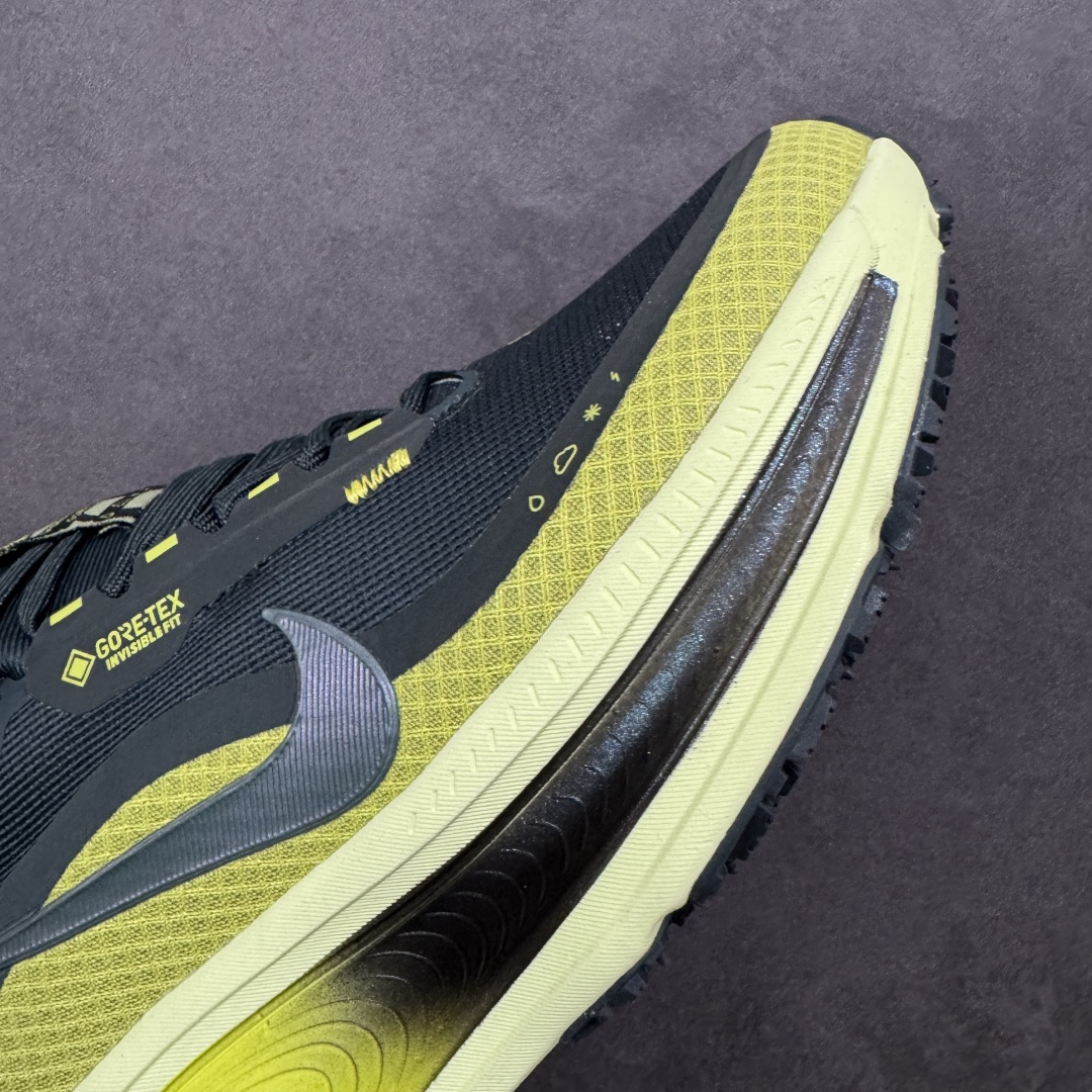 图片[5]-【公司级】Nike VOMERO 18 GTX 耐克 舒适减震防滑 低帮跑步鞋 全掌ReactX泡绵中底 前掌和后跟还配备了Air Zoom气垫单元 据说跑起来更快更舒适哦 这次最大的升级点 首次引入了ReactX泡绵 货号：HQ7002-300 尺码：36-46带半码-选品中心