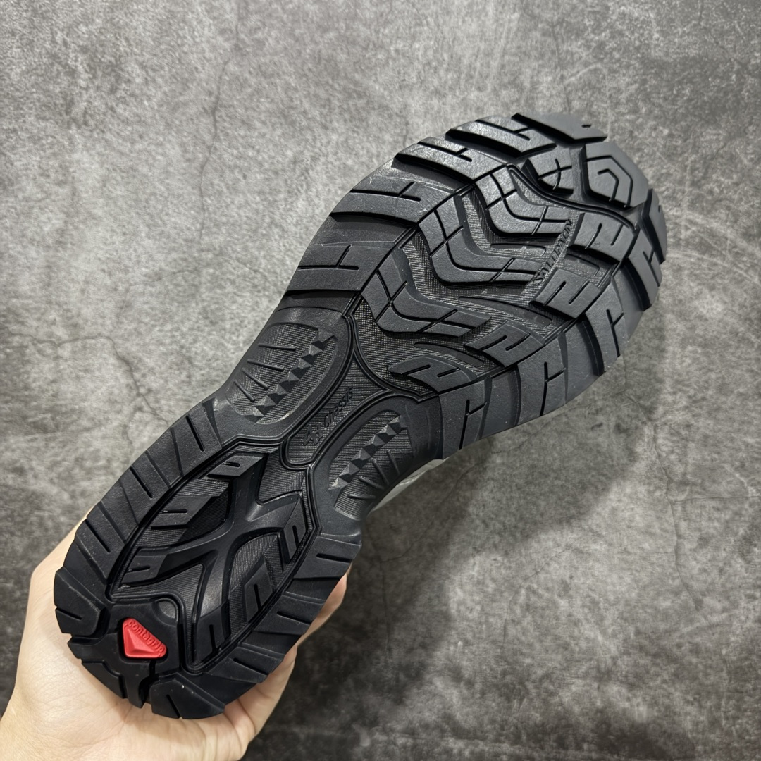 图片[9]-【巅峰升级版】Salomon XT-QUEST ADV 萨洛蒙情侣款户外机能鞋 灰绿色 491276 全新工厂出品 升级品质 全鞋改进为原厂一致材料打造 全新修长鞋型 版型正 全新玻璃冲刀 清洁度提升 中底带数字钢印 网面与鞋头材料校对一致无色差 鞋盒同步原版牛皮纸鞋盒 鞋头处添加☯️太极标 细节多次修改校正 坚持同步原版无差别 终端优势供应 尺码：36 36.5 37.5 38 38.5 39 40 40.5 41 42 42.5 43 44 44.5 45-选品中心