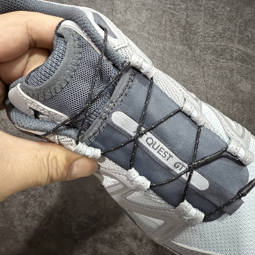 图片[6]-【巅峰升级版】Salomon XT-QUEST ADV 萨洛蒙情侣款户外机能鞋 灰绿色 491276 全新工厂出品 升级品质 全鞋改进为原厂一致材料打造 全新修长鞋型 版型正 全新玻璃冲刀 清洁度提升 中底带数字钢印 网面与鞋头材料校对一致无色差 鞋盒同步原版牛皮纸鞋盒 鞋头处添加☯️太极标 细节多次修改校正 坚持同步原版无差别 终端优势供应 尺码：36 36.5 37.5 38 38.5 39 40 40.5 41 42 42.5 43 44 44.5 45-选品中心