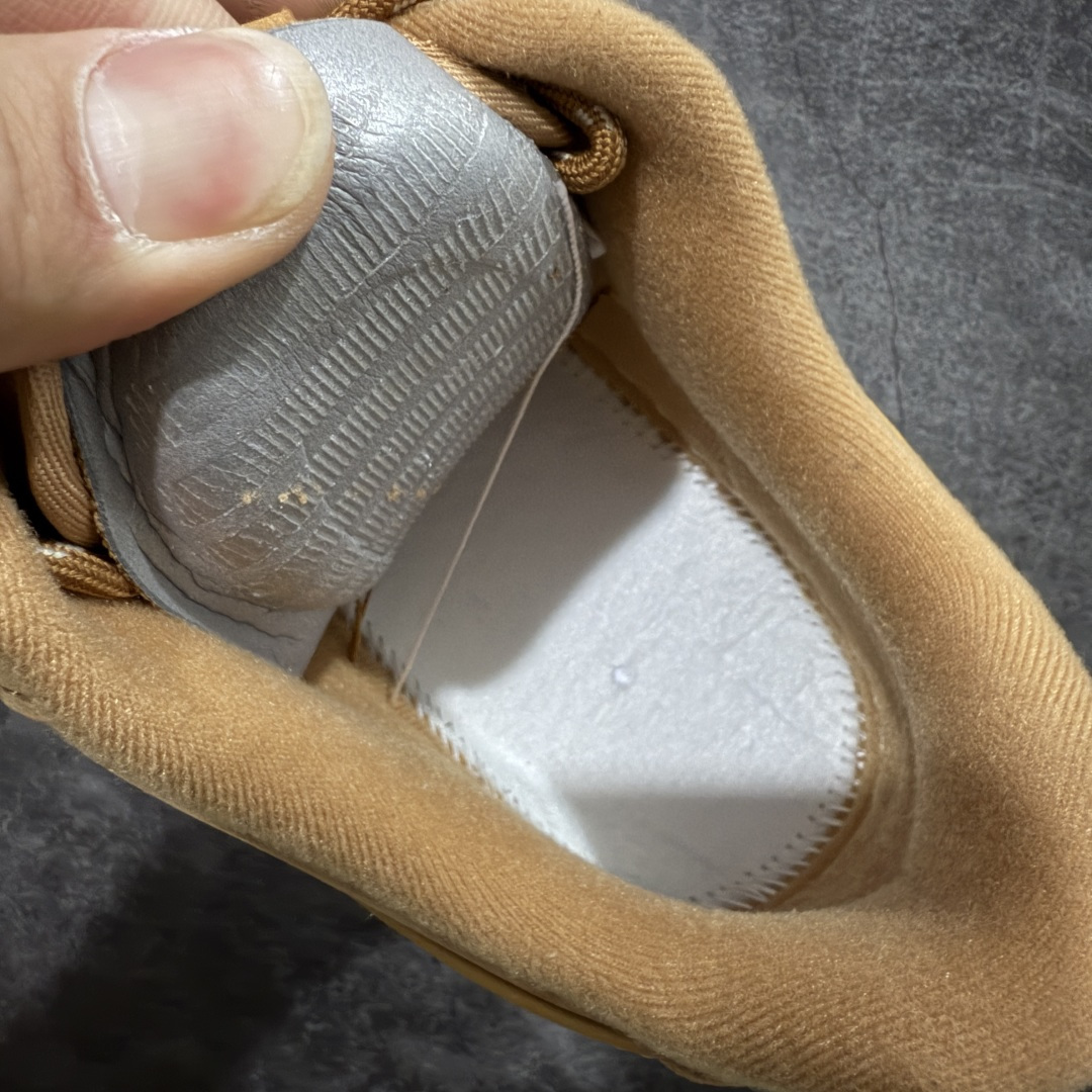 图片[7]-【XE纯原版】NK Air Force 1 Low 07 LV8 \”Wheat Flax\” 空军一号低帮 小麦色 CJ9179-200 全鞋原厂麂皮鞋面打造 原楦头原纸板 纯正空军版型 全掌内置蜂窝气垫 原盒配件 原厂中底钢印、拉帮完美 尺码：36 36.5 37.5 38 38.5 39 40 40.5 41 42 42.5 43 44 44.5 45 46-选品中心