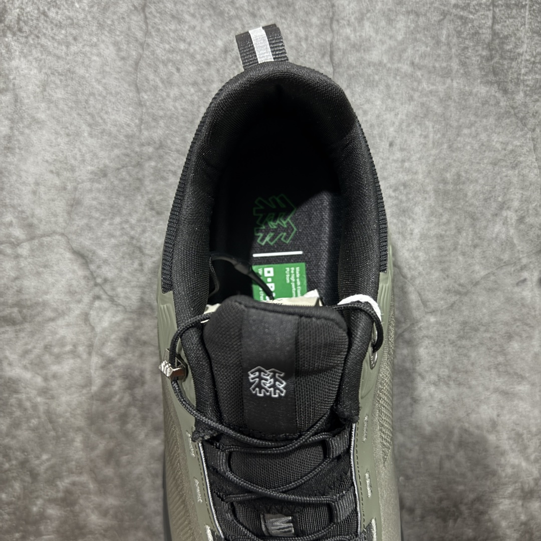 图片[8]-【莞产纯原版】可隆KOLON SPORT Move Alpha Lite舒适柔软 防水支撑轻便回弹 低帮 徒步鞋 黑绿色 脚感软到像踩云朵☁️—鞋面柔软贴合脚型，走石子路也不硌脚；防滑V黄金大底纹路深似锯齿，泥地、陡坡都稳稳拿捏，下雨天也不怕打滑。黑色耐脏又百搭，日常穿去上班是低调质感，进山徒步是可靠装备，从城市到山野，一双鞋承包所有 “出走计划” 尺码：39-45-选品中心