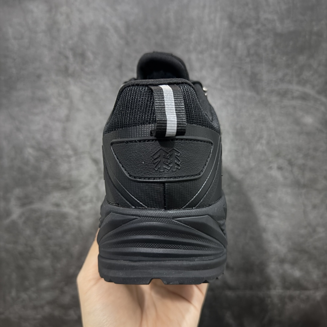 图片[4]-【莞产纯原版】可隆KOLON SPORT Move Alpha Lite舒适柔软 防水支撑轻便回弹 低帮 徒步鞋 黑绿色 脚感软到像踩云朵☁️—鞋面柔软贴合脚型，走石子路也不硌脚；防滑V黄金大底纹路深似锯齿，泥地、陡坡都稳稳拿捏，下雨天也不怕打滑。黑色耐脏又百搭，日常穿去上班是低调质感，进山徒步是可靠装备，从城市到山野，一双鞋承包所有 “出走计划” 尺码：39-45-选品中心