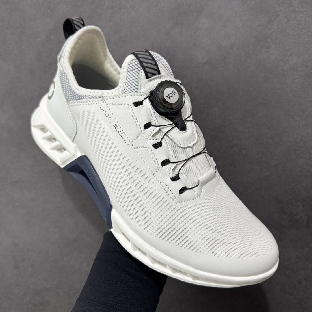 图片[3]-【公司级】ECCO爱步纽扣新款运动鞋男2025年新款低帮小白鞋 高尔夫健步C4 130424-51227 面料臻选小牛皮材质 鞋口袜套做法 包裹性舒适性特别好 核心科技大底PU/TPU组合（轻便 Q弹） 减震效果很赞 上脚超级舒服！ 尺码：39-44 编码：XYC350360-选品中心