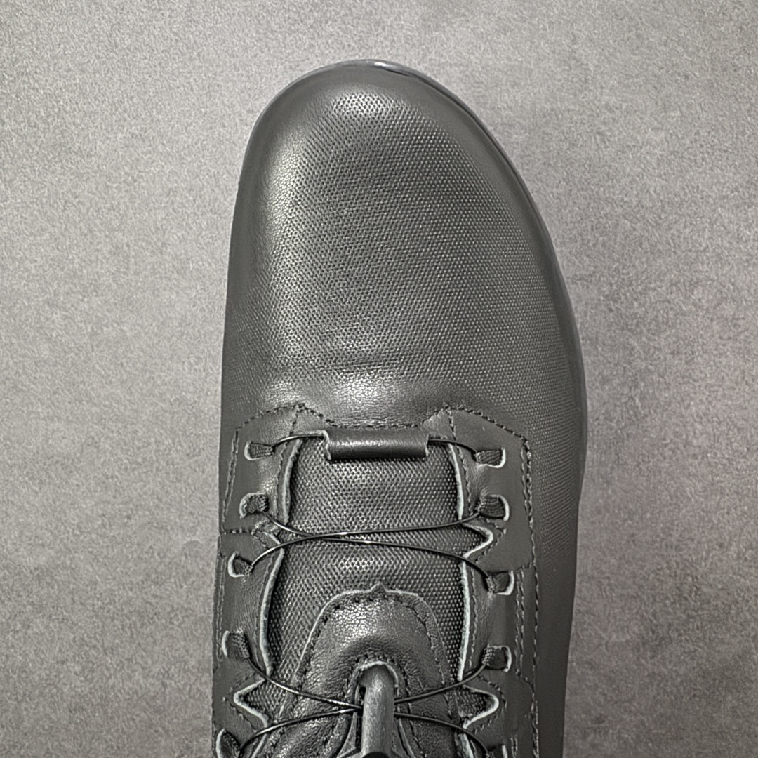 图片[7]-【公司级】ECCO爱步纽扣新款运动鞋男2025年新款低帮小白鞋 高尔夫健步C4 130424-51227 面料臻选小牛皮材质 鞋口袜套做法 包裹性舒适性特别好 核心科技大底PU/TPU组合（轻便 Q弹） 减震效果很赞 上脚超级舒服！ 尺码：39-44 编码：XYC350360-选品中心