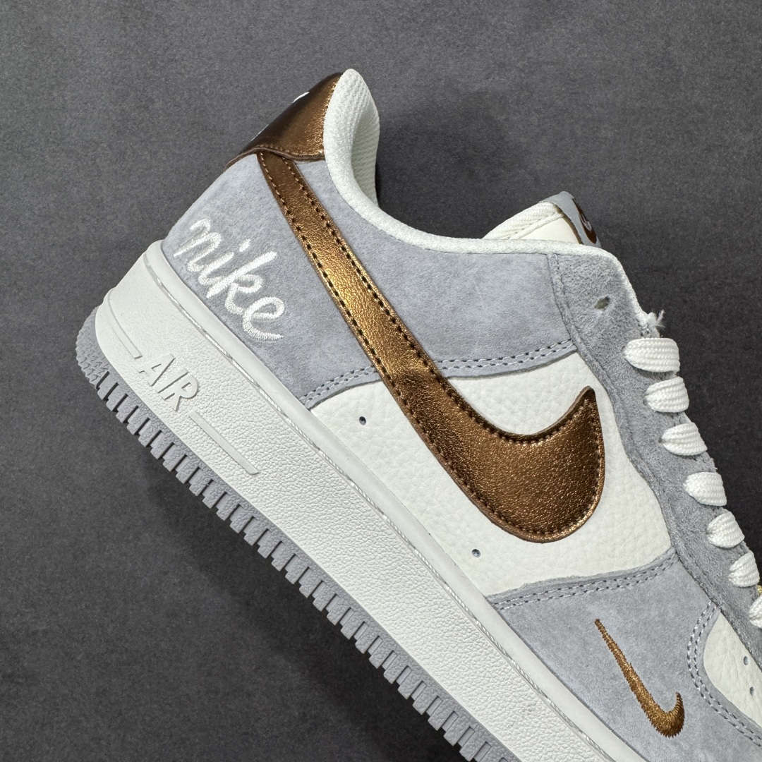 图片[6]-【定制版】NIke Air Force 1 \’07 Low 奶白灰金 空军一号低帮 运动鞋 休闲鞋 折边针车 工艺难度大 原楦头原纸板 高端定制鞋盒 原厂鞋底 超高清洁度 细节完美 货号：DV5477-007 尺码：36 36.5 37.5 38 38.5 39 40 40.5 41 42 42.5 43 44 44.5 45 编码：HXSB310320-选品中心