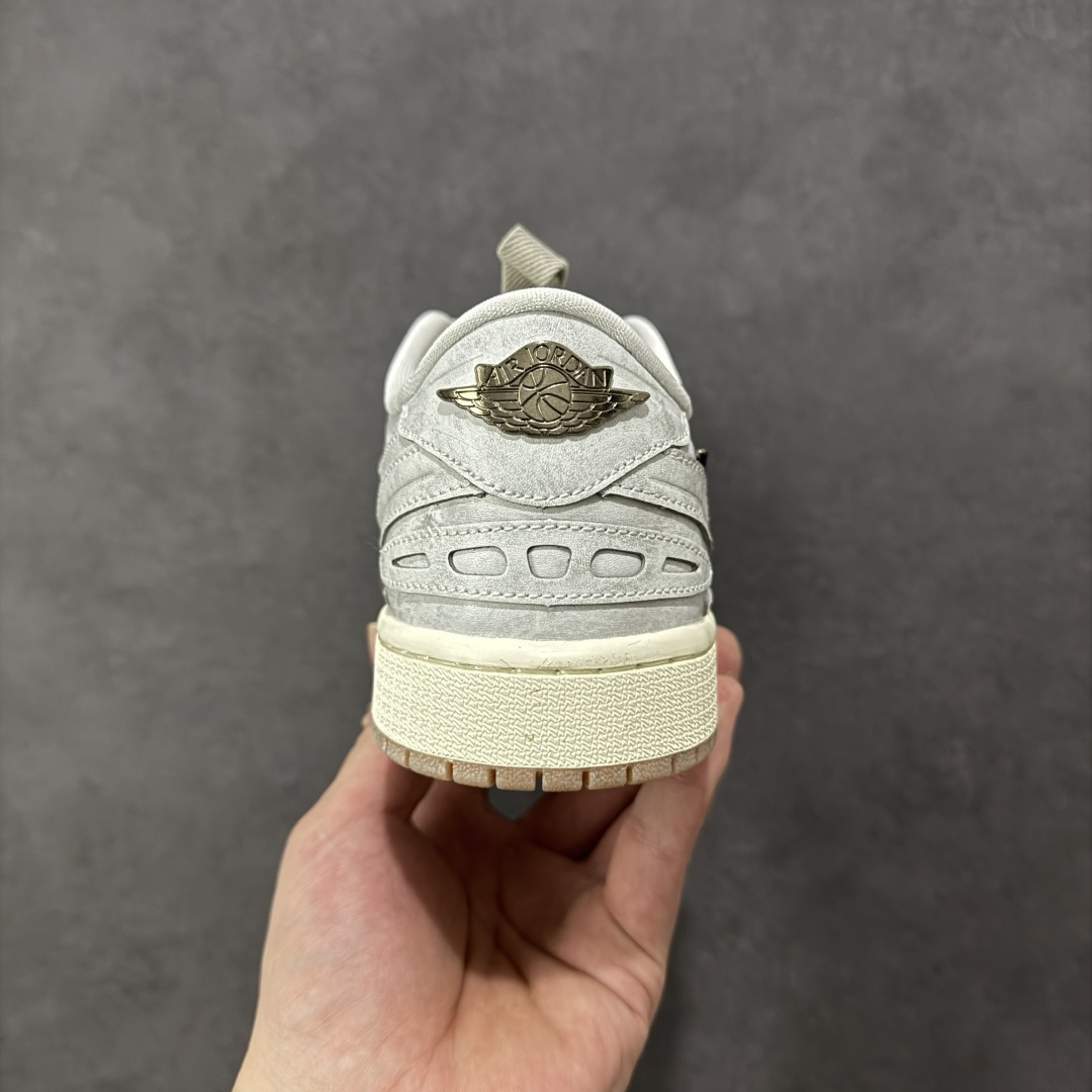 图片[4]-【K版纯原】Air Jordan AJ1 Low 低帮 IM6662-181 全新流水线出品 市场第二梯队最强版 全部原鞋开发 原楦原纸板开发 全鞋电脑针车 原厂内置全掌气垫 原盒内在原标 唯一Zp原版鞋带绑法 免检产品 全新2022版型 全头层皮料 完美零毛边处理 原厂配置全掌气垫 价格定位良心 新配色陆续出货 尺码：36-46-选品中心