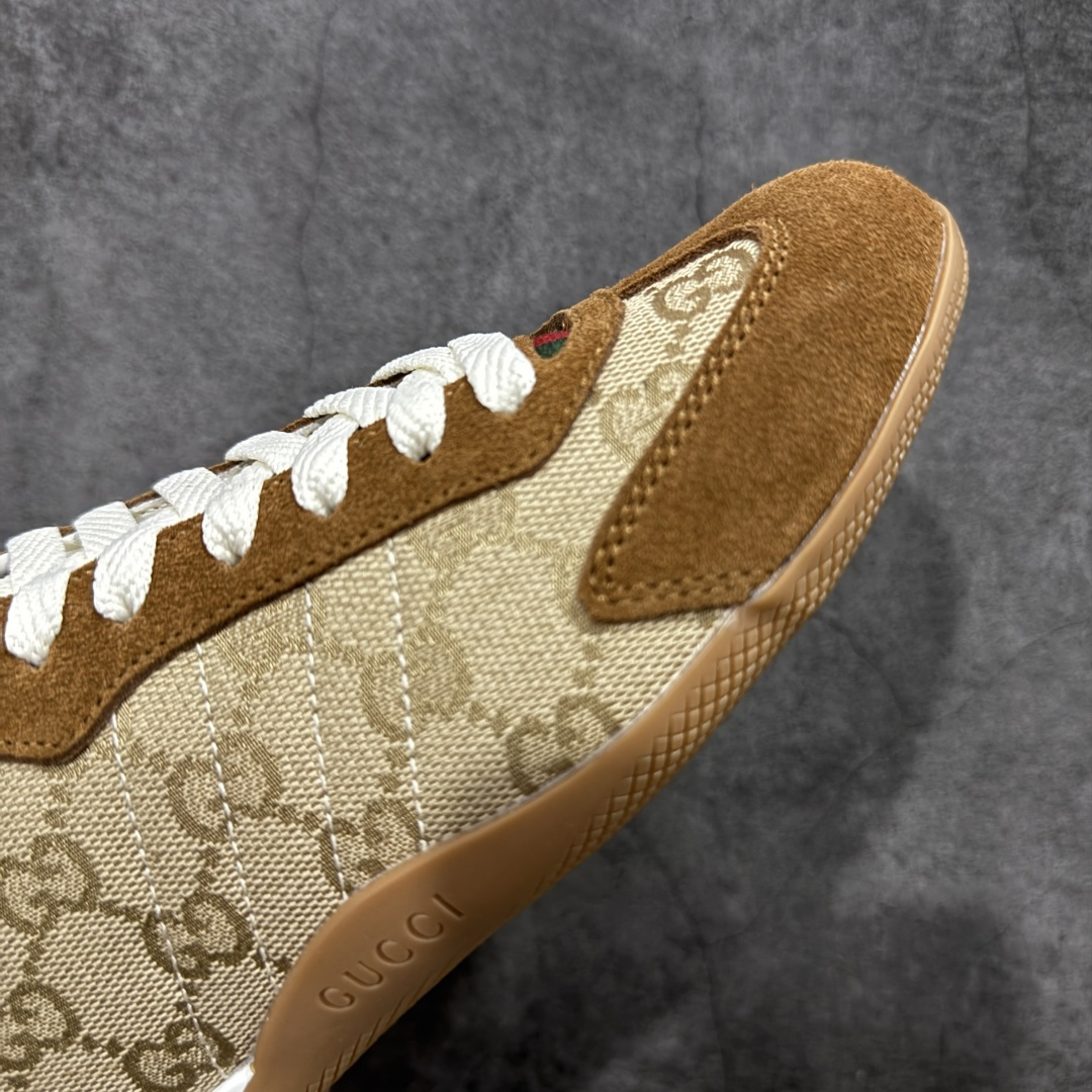 图片[6]-【莞产礼盒版】Gucci ss25 new arrival 情侣款gucci Shift系列全新上市 轻盈设计焕新诠释运动风尚。利落廓形更添自在本色， 行动间彰显精致质感。织带细节宛如一道延绵不绝的饰 带贯穿于整个设计，侧边缝线细节增添点睛之笔~ 水洗效果牛皮鞋面双色Tpu大底 尺码：36-45-选品中心