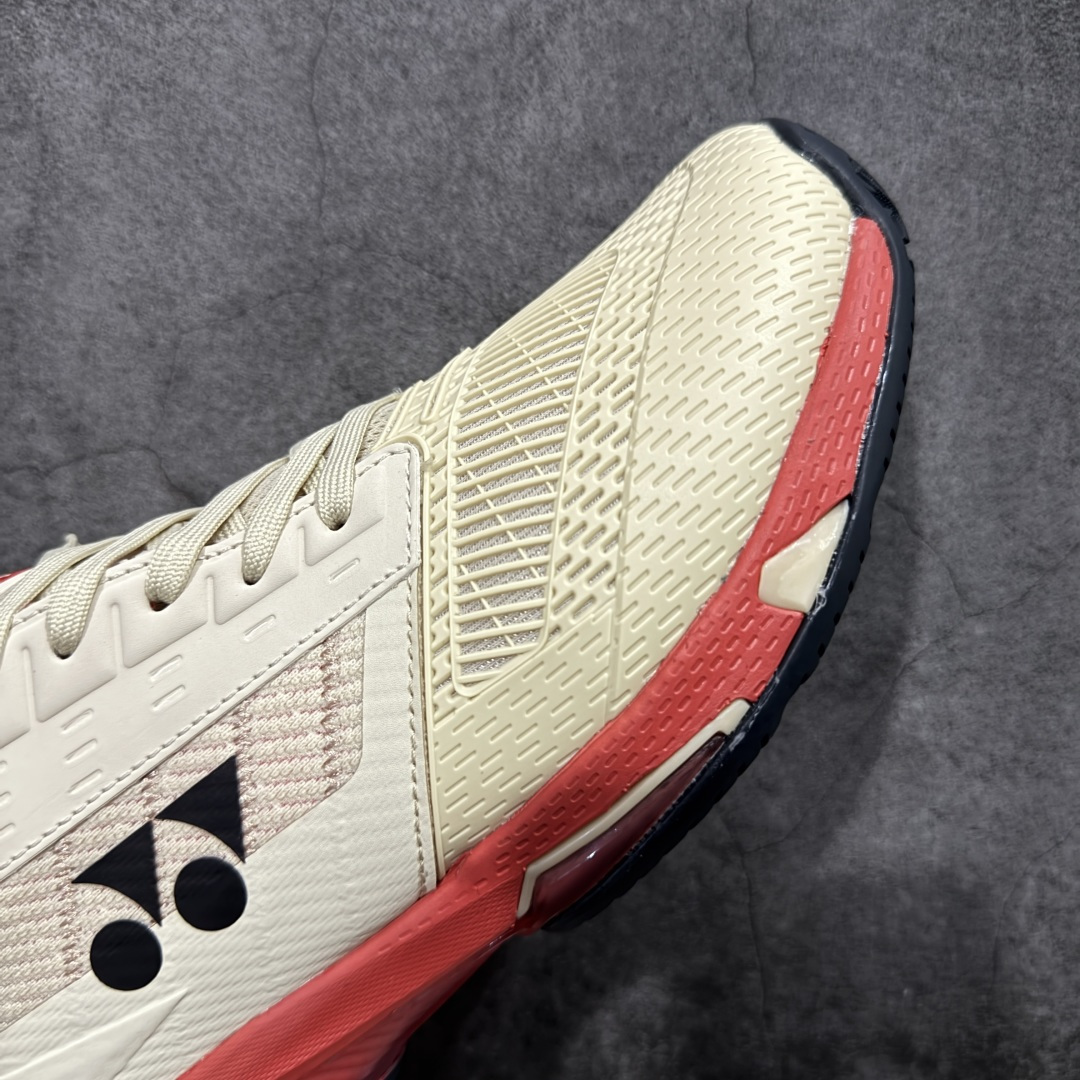 图片[6]-【纯原版】YONEX尤尼克斯 舒适 防滑耐磨 低帮 网球鞋 男女同款 平台充正版 细节材料一比一 真正好品质 可支持实战穿搭 尤尼克斯 （YONEX）成立时间1946年，总部地点是日本东京，是世界著名的羽毛球品牌。为了尽量满足不同使用需求，尤尼克斯研发了大量的型号的羽毛球用品。作为世界知名的羽拍专业制造商，尤尼克斯完全体现日本工艺的精益求精，羽拍牢牢占据世界第一的地位，同时网球拍也得到许多知名球星的喜爱 尺码：36 37.5 38 39.5 40 40.5 41 42 43 44 44.5 45-选品中心