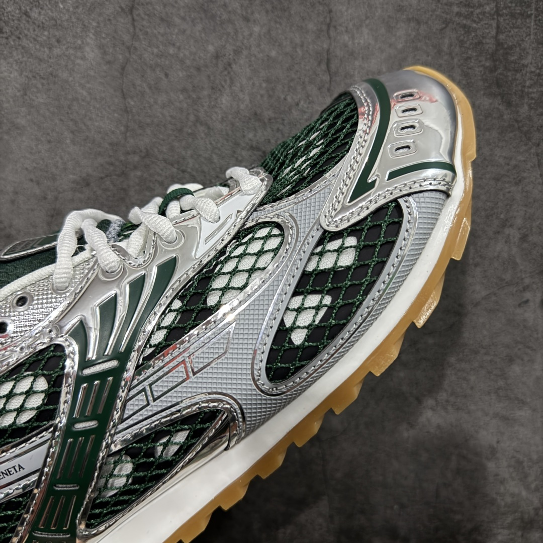 图片[6]-【纯原S版】BOTTEGA VENETA Orbit Runner BV葆蝶家时尚休闲王一博同款老爹鞋运动鞋 原版开发 一比一打造 相似度百分之99以上 市场一梯队级别品质 区别市场任何标文顶级品质版本 采用轻质科技网布面料 搭配几何图案设计橡胶外底 王炸系列 高版本 认准套包工艺 实际增高很多哦 还是一样显腿细非常nice 耐玩耐造 对标对版 套包鞋工艺 认准高版本 大底选用拼色TPU大底 配置原版包装 尺码：36 37 38 39 40 41 42 43 44 45 46 47-选品中心