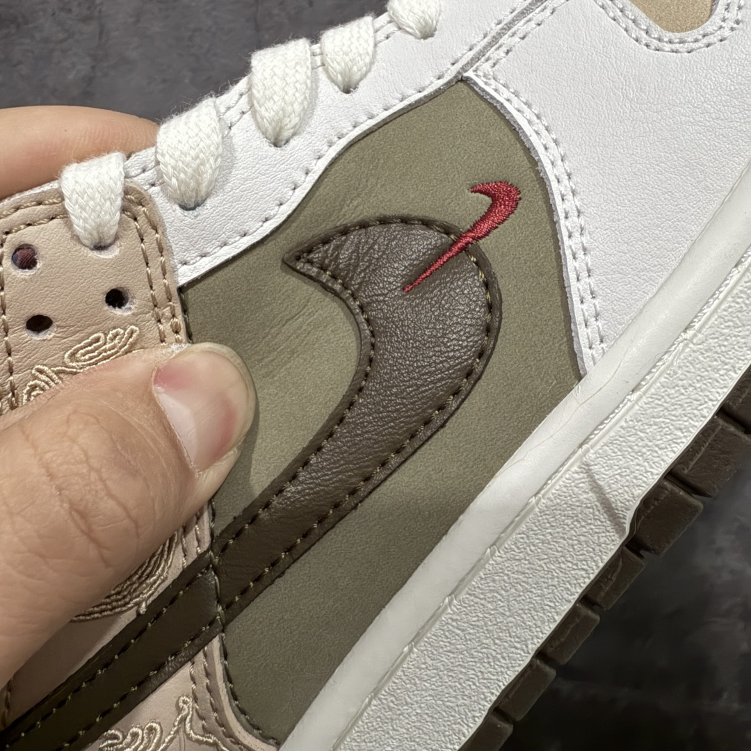 图片[4]-【XC礼盒版】Nike Dunk Pegasus Pack CNY \”马年限定\” 舒适贴合 低帮 板鞋 男女同款 米褐色 米棕配色+敦煌飞马暗纹刺绣，红勾+马蹄金属扣戳中细节控，鞋垫还藏《天马赋》篆字，国潮味儿直接拉满！ 货号： IQ1118-220 尺码：35-46-选品中心