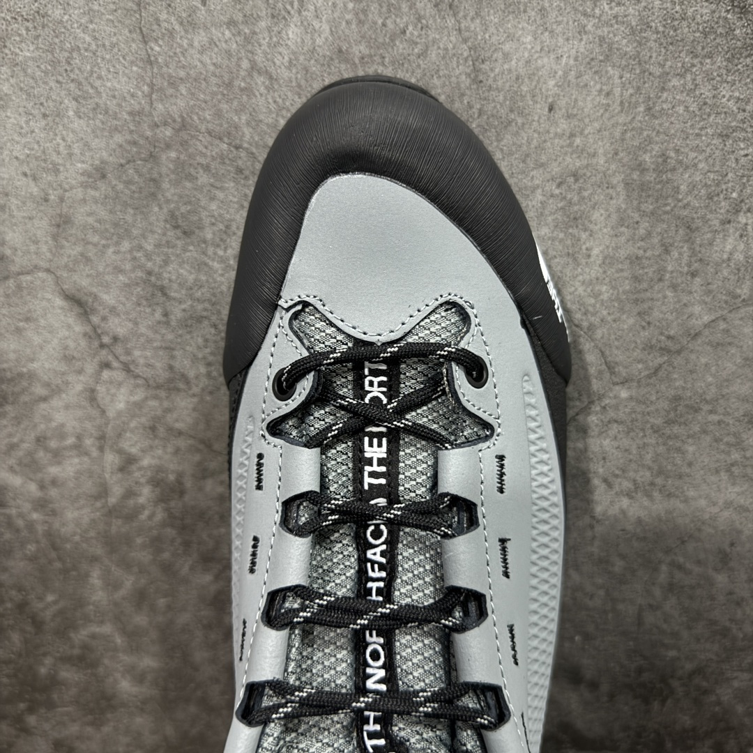 图片[5]-【莞产版本】TNF北面THE NORTH FACE Verto Alpine GORE-TEX® Boots 中帮 舒适 防滑耐磨 低帮 生活休闲鞋 男款 鞋底采用Vibram黄金大底 专门为鞋底设计的橡胶以出色的耐磨性 良好的防滑性或得不少户外运动爱好者的喜欢 专业户外登山品牌（北面）The North Face自1966年创立，由两位热爱登山徒步的年轻登山者于美西旧金山开创，不断透过研发与创新，并且将最先进的技术结合在服装与鞋款设计，生产多种外型帅气且专业能力非常强的户外运动装备而备受欢迎 尺码：40 41 42 43 44 45-选品中心