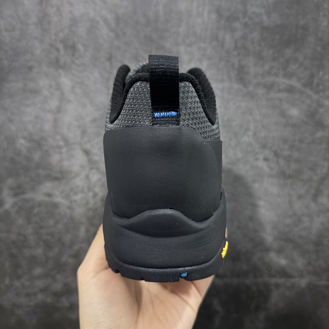 图片[4]-【莞产版本】TNF北面THE NORTH FACE Verto Alpine GORE-TEX® 舒适 防滑耐磨 低帮 生活休闲鞋 男款 鞋底采用Vibram黄金大底 专门为鞋底设计的橡胶以出色的耐磨性 良好的防滑性或得不少户外运动爱好者的喜欢 专业户外登山品牌（北面）The North Face自1966年创立，由两位热爱登山徒步的年轻登山者于美西旧金山开创，不断透过研发与创新，并且将最先进的技术结合在服装与鞋款设计，生产多种外型帅气且专业能力非常强的户外运动装备而备受欢迎 尺码：40 41 42 43 44 45-选品中心