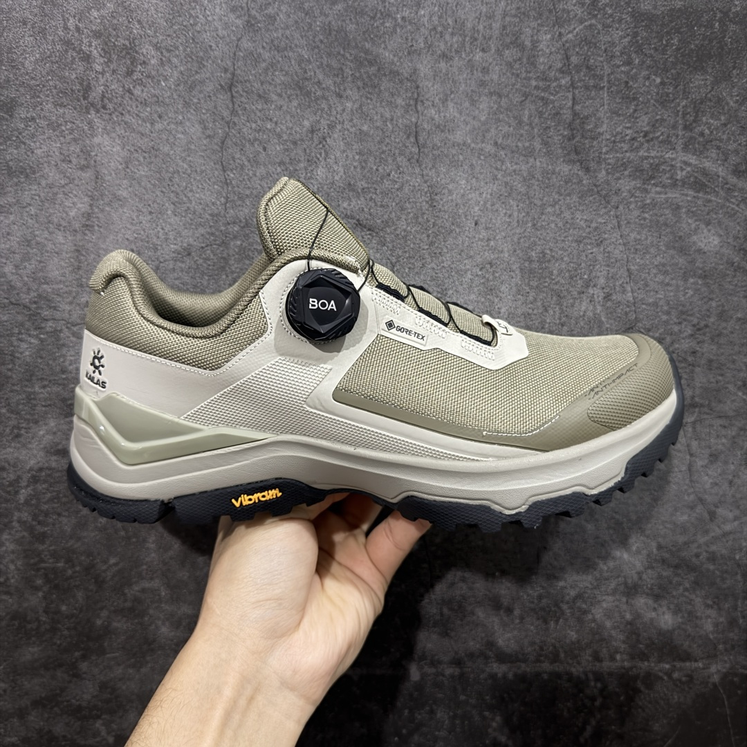 【莞产纯原版】凯乐石KAILAS 界山GTX BOA 户外运动 防滑耐磨防水 低帮 登山徒步鞋 男款 KAILAS凯乐石品牌是全球三大全系攀登品牌之一，于2003年创立于中国广州，致力于为有攀登梦想的户外运动员及爱好者，研发制造功能性专业装备，满足他们在极限环境下安全舒适的需求，凯乐石专注于科技面料的开发及专业功能设计，产品线覆盖登山、攀岩、徒步、越野跑山、露营、旅行等多项户外运动，通过运动员的测试反馈，不断进化迭代，产品荣获国内外大奖71座，发明专利21个，更突破性的自主研发攀登器械，打造出中国的攀登硬实力 尺码：38 39 40 41 42 43 44 45-选品中心