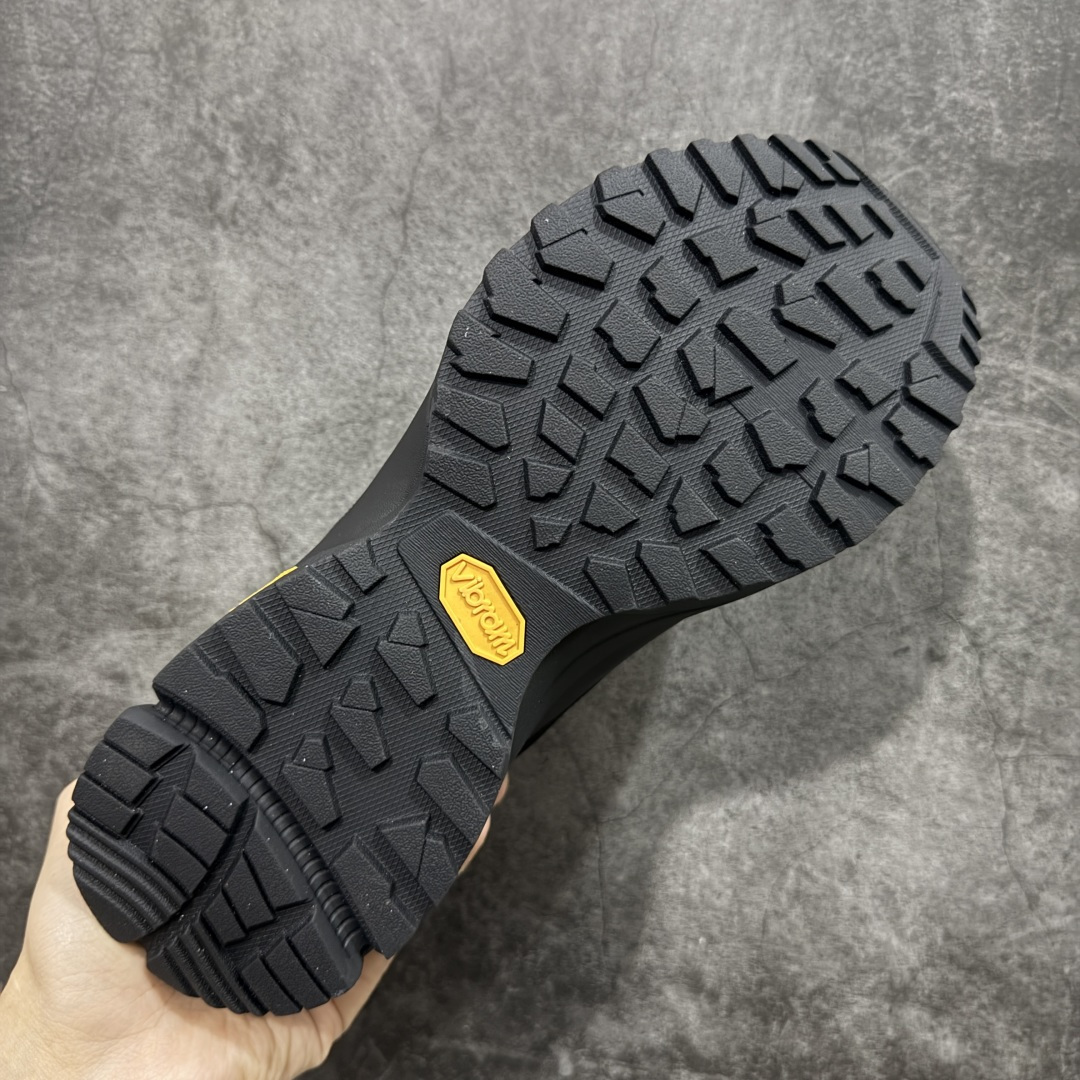 图片[9]-【莞产纯原版】凯乐石KAILAS 界山GTX 鞋带款户外运动 防滑耐磨防水 低帮 登山徒步鞋 男款 KAILAS凯乐石品牌是全球三大全系攀登品牌之一，于2003年创立于中国广州，致力于为有攀登梦想的户外运动员及爱好者，研发制造功能性专业装备，满足他们在极限环境下安全舒适的需求，凯乐石专注于科技面料的开发及专业功能设计，产品线覆盖登山、攀岩、徒步、越野跑山、露营、旅行等多项户外运动，通过运动员的测试反馈，不断进化迭代，产品荣获国内外大奖71座，发明专利21个，更突破性的自主研发攀登器械，打造出中国的攀登硬实力 尺码：38 39 40 41 42 43 44 45-选品中心