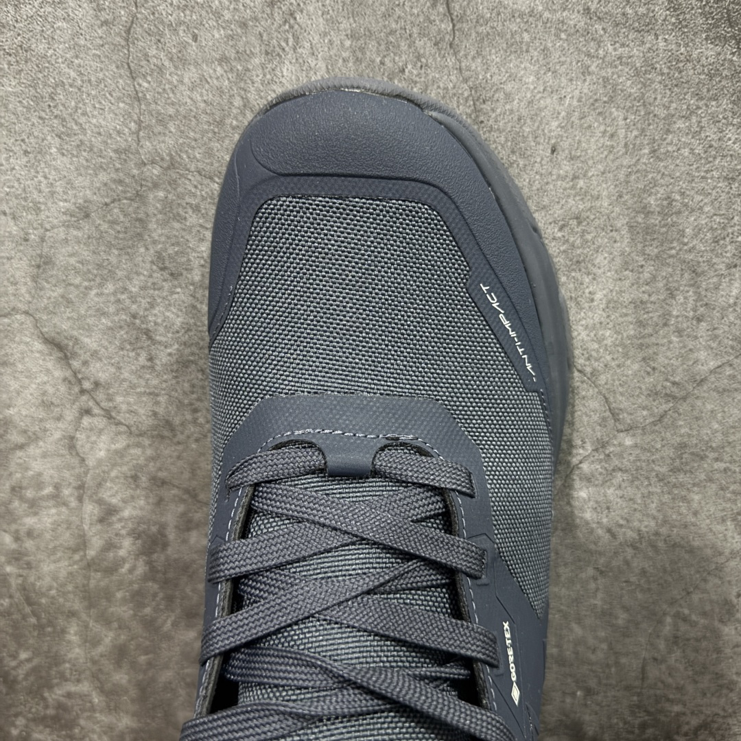 图片[5]-【莞产纯原版】凯乐石KAILAS 界山GTX Mid 中帮鞋带款户外运动 防滑耐磨防水 低帮 登山徒步鞋 男款 KAILAS凯乐石品牌是全球三大全系攀登品牌之一，于2003年创立于中国广州，致力于为有攀登梦想的户外运动员及爱好者，研发制造功能性专业装备，满足他们在极限环境下安全舒适的需求，凯乐石专注于科技面料的开发及专业功能设计，产品线覆盖登山、攀岩、徒步、越野跑山、露营、旅行等多项户外运动，通过运动员的测试反馈，不断进化迭代，产品荣获国内外大奖71座，发明专利21个，更突破性的自主研发攀登器械，打造出中国的攀登硬实力 尺码：38 39 40 41 42 43 44 45-选品中心