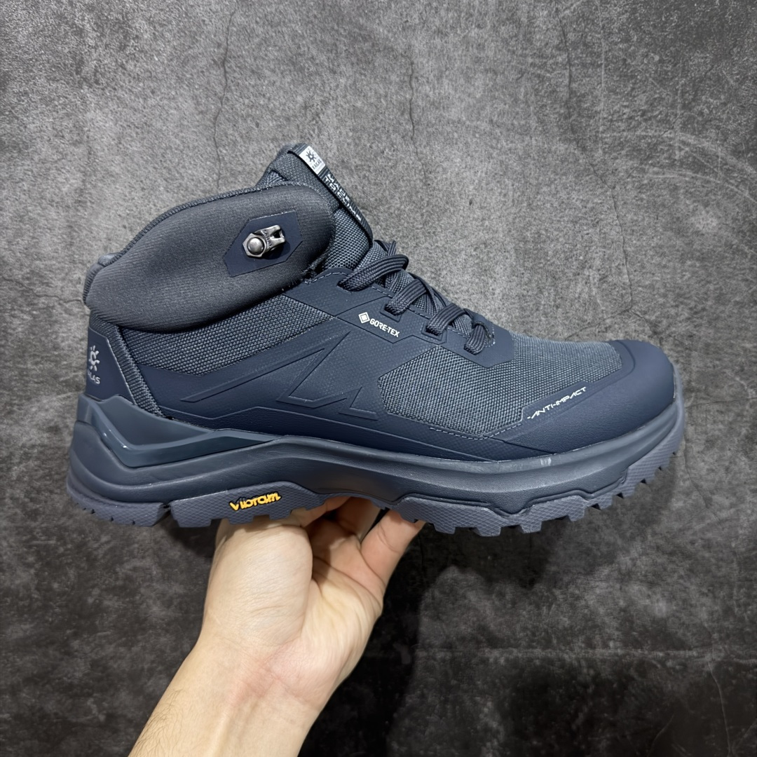 【莞产纯原版】凯乐石KAILAS 界山GTX Mid 中帮鞋带款户外运动 防滑耐磨防水 低帮 登山徒步鞋 男款 KAILAS凯乐石品牌是全球三大全系攀登品牌之一，于2003年创立于中国广州，致力于为有攀登梦想的户外运动员及爱好者，研发制造功能性专业装备，满足他们在极限环境下安全舒适的需求，凯乐石专注于科技面料的开发及专业功能设计，产品线覆盖登山、攀岩、徒步、越野跑山、露营、旅行等多项户外运动，通过运动员的测试反馈，不断进化迭代，产品荣获国内外大奖71座，发明专利21个，更突破性的自主研发攀登器械，打造出中国的攀登硬实力 尺码：38 39 40 41 42 43 44 45-选品中心