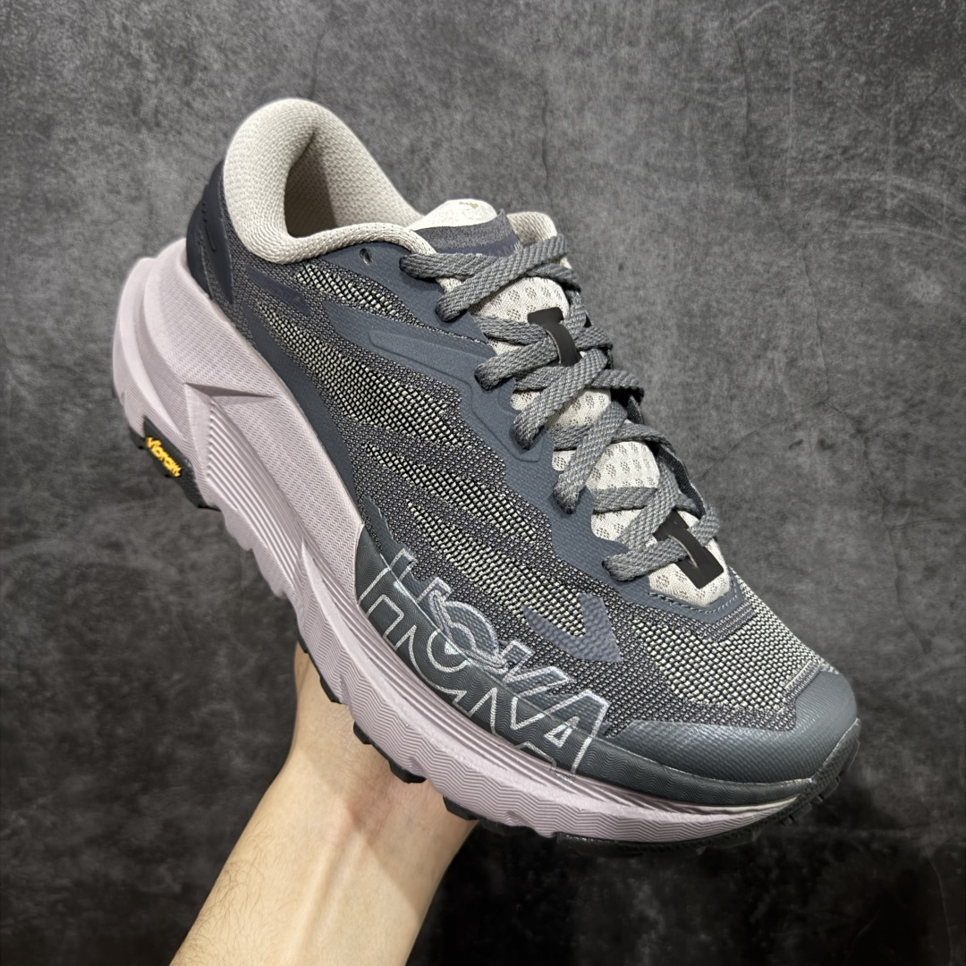 图片[3]-【纯原H版】J.LA.L x HOKA ONE ONE Mafate X 时尚舒适 休闲跑步鞋 男女同款 玛法特 适百搭防滑耐磨低帮生活休闲鞋 知名纯原大厂出品 细节对版1比1 脚感同步原版 市场最高版本 HOKA ONE ONE是来自美国的跑步鞋知名品牌，创立于2009年，始终致力于为所有跑者提供更新、更好的跑步装备。相比常规跑鞋，HOKA ONE ONE特别研发使用性能独特的几何形跑鞋中底，此种鞋底更厚、更高、回弹性也更好，除了卓越的缓冲性能，它还能內各种阶段的跑者带来更具动感、更加稳定的跑步体验。HOKAONE ONE从设计之初就清楚意识到，要保证跑者步幅的均匀一致，双脚自然而然的运动至关重要。 尺码：36 36.5 37.5 38 38.5 39 40 40.5 41 42 42.5 43 44 44.5 45-选品中心