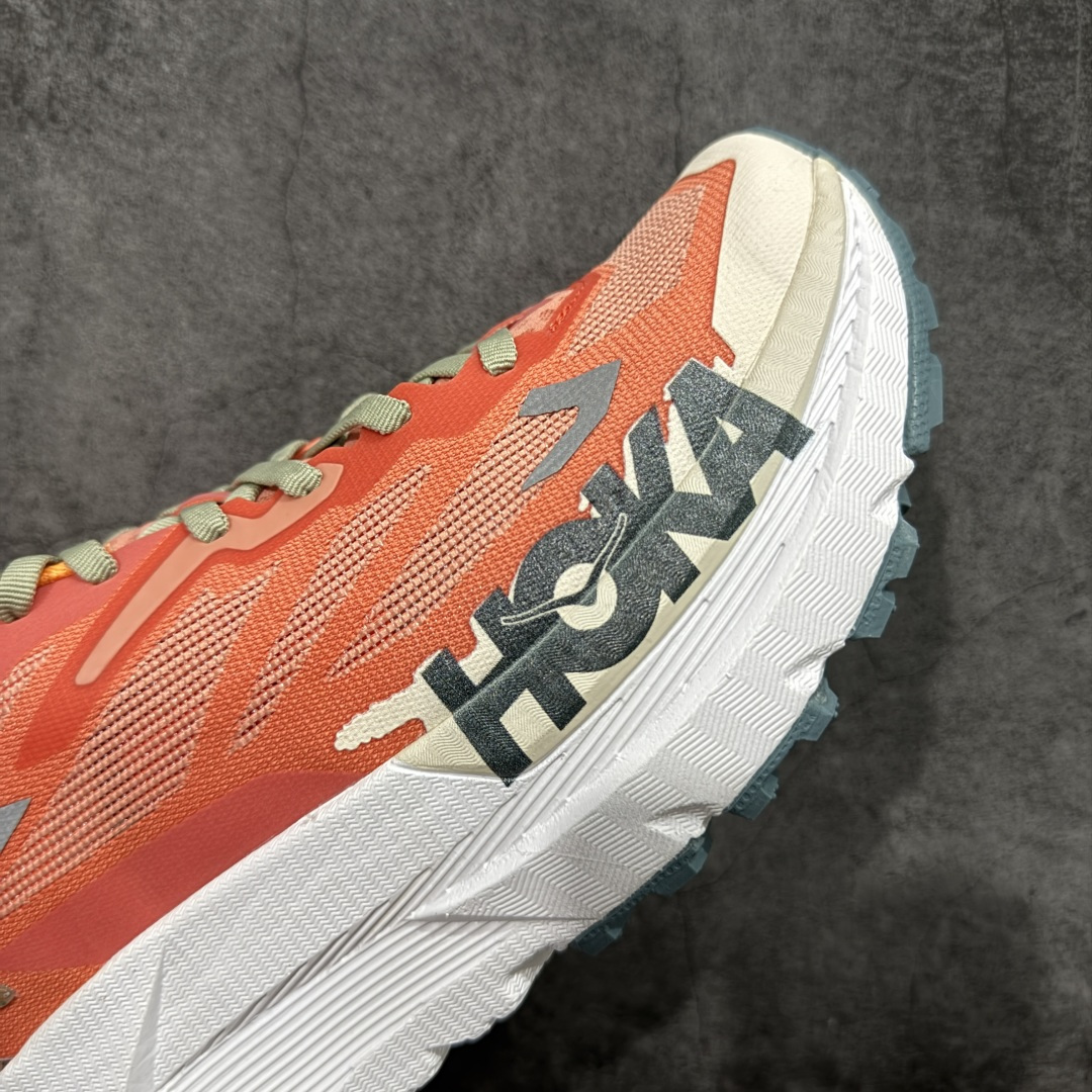 图片[6]-【纯原H版】HOKA ONE ONE Mafate X 时尚舒适 休闲跑步鞋 男女同款 玛法特 适百搭防滑耐磨低帮生活休闲鞋 知名纯原大厂出品 细节对版1比1 脚感同步原版 市场最高版本 HOKA ONE ONE是来自美国的跑步鞋知名品牌，创立于2009年，始终致力于为所有跑者提供更新、更好的跑步装备。相比常规跑鞋，HOKA ONE ONE特别研发使用性能独特的几何形跑鞋中底，此种鞋底更厚、更高、回弹性也更好，除了卓越的缓冲性能，它还能內各种阶段的跑者带来更具动感、更加稳定的跑步体验。HOKAONE ONE从设计之初就清楚意识到，要保证跑者步幅的均匀一致，双脚自然而然的运动至关重要。 尺码：36 36.5 37.5 38 38.5 39 40 40.5 41 42 42.5 43 44 44.5 45-选品中心