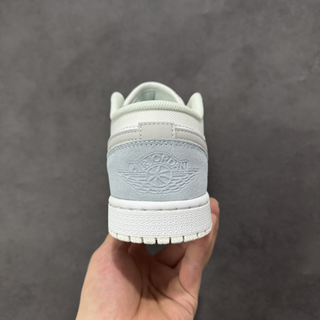 图片[4]-【H11版本】耐克Nike Air Jordan 1 AJ1经典复古经典低帮百搭文化篮球鞋 CV3043-100 公司级真标半码制#原档案原数据开发版型#采用荔枝纹头层皮革鞋面材质#原厂立体填充鞋舌海绵#中底注胶孔及缜密中底拉帮工艺#原数据开发模具大底 尺码：35.5 36 36.5 37.5 38 38.5 39 40 40.5 41 42 42.5 43 44 44.5 45 46 47.5 编码：H11B270280-选品中心