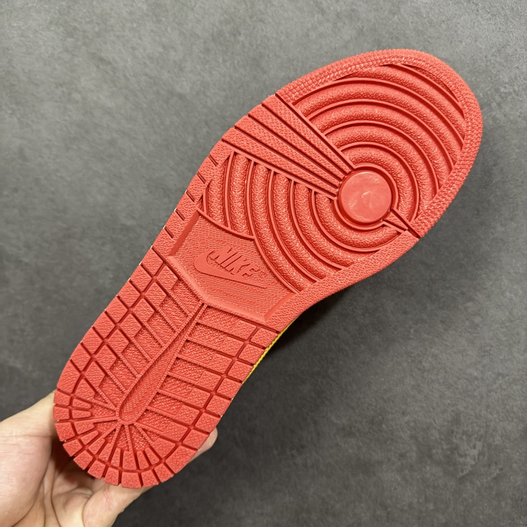 图片[9]-【定制版】马年定制限量发售马到成功 Travis Scott x Fragment Design x Jordan Air Jordan 1 Low OG SP “马年限定联名——白红金钩” 马年印花 高端定制 倒钩三方联名低帮篮球鞋 #定制鞋盒 大厂纯原品质出货 超高清洁度 皮料切割干净无任何毛边 细节完美 货号：XD1979-003 尺码：36 36.5 37.5 38 38.5 39 40 40.5 41 42 42.5 43 44 44.5 45 编码： HXSB330340-选品中心