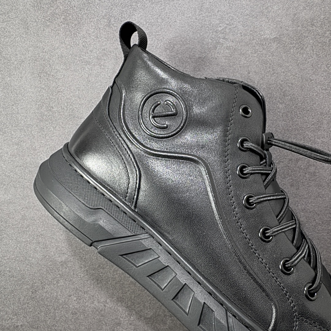 图片[6]-【广东纯原版本】Ecco/爱步 休闲系列百搭潮酷中高帮休闲舒适板鞋 热门销售款式 精选牛皮面料 现代品质鞋面设计 纹理自然，细腻柔软 具有良好透气性 舒适保暖 侧前独有LOGO设计 双层牛皮鞋边 坚韧鞋线车边 经典潮流 全新轻量发泡底材与橡胶大底结合 脚感轻盈柔韧 防滑耐磨 抓地力强 时尚潮流休闲 随想假日 货号：956375-01001 尺码：38 39 40 41 42 43 44（皮鞋码）-选品中心