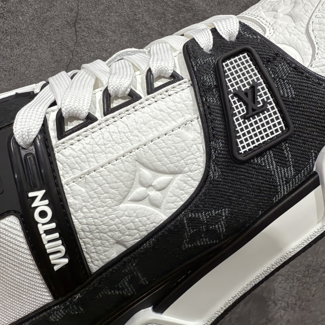 图片[4]-【XC版本】Louis Vuitton LV Trainer系列 黑牛仔配色入库上架 市场货一堆的东西没必要做文案吹嘘 实拍如图 所见即所得 细节细揣摩 让你感受真正的好货 尺码：35 36 37 38 39 40 41 42 43 44 45 46-选品中心