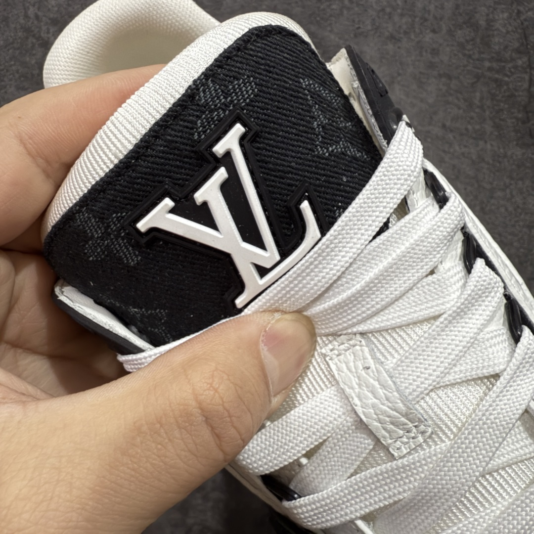 图片[6]-【XC版本】Louis Vuitton LV Trainer系列 黑牛仔配色入库上架 市场货一堆的东西没必要做文案吹嘘 实拍如图 所见即所得 细节细揣摩 让你感受真正的好货 尺码：35 36 37 38 39 40 41 42 43 44 45 46-选品中心