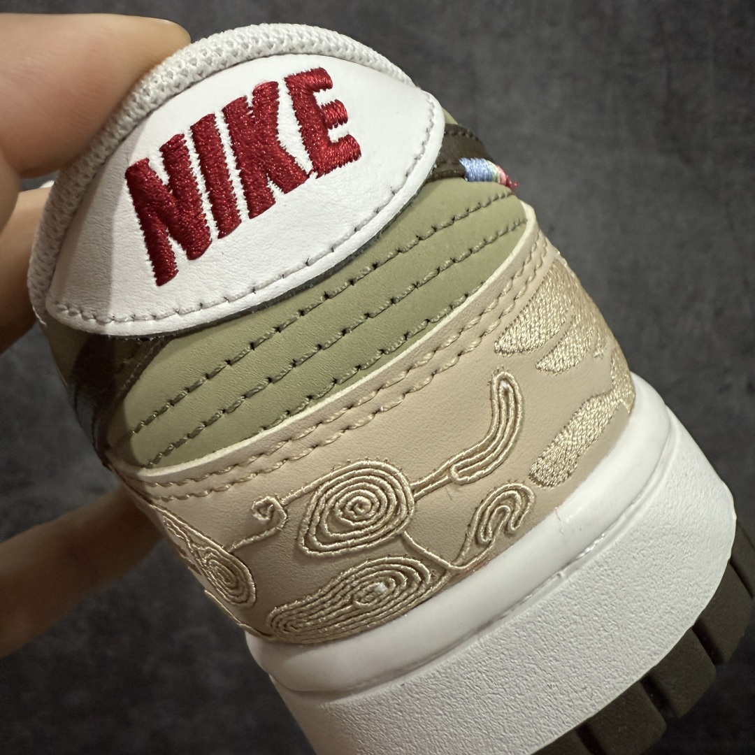 图片[2]-【CS版本】Nike SB Dunk Low“ 马年限定”周年高端定制 低帮休闲板鞋 大厂纯原品质出货 超高清洁度 皮料切割干净无任何毛边 细节完美 货号：IQ1118-220 尺码： 36 36.5 37.5 38 38.5 39 40 40.5 41 42 42.5 43 44 44.5 45 46-选品中心