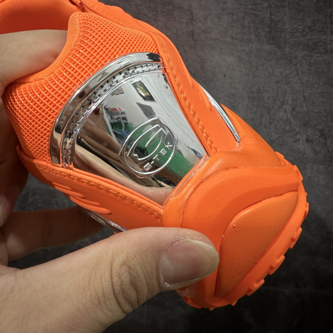 图片[2]-【ZOK版本】NOCTA x NK Hot Step II 联名款 复古运动鞋 橙色 DZ7293-800 外贸专供品质 鞋面造型有很强的线条感 电镀元素贯穿鞋身 以其鲜明的色调 为街头时尚注入了一股新鲜活力 尺码：40 40.5 41 42 42.5 43 44 44.5 45 46 47.5 47.5 48.5-选品中心