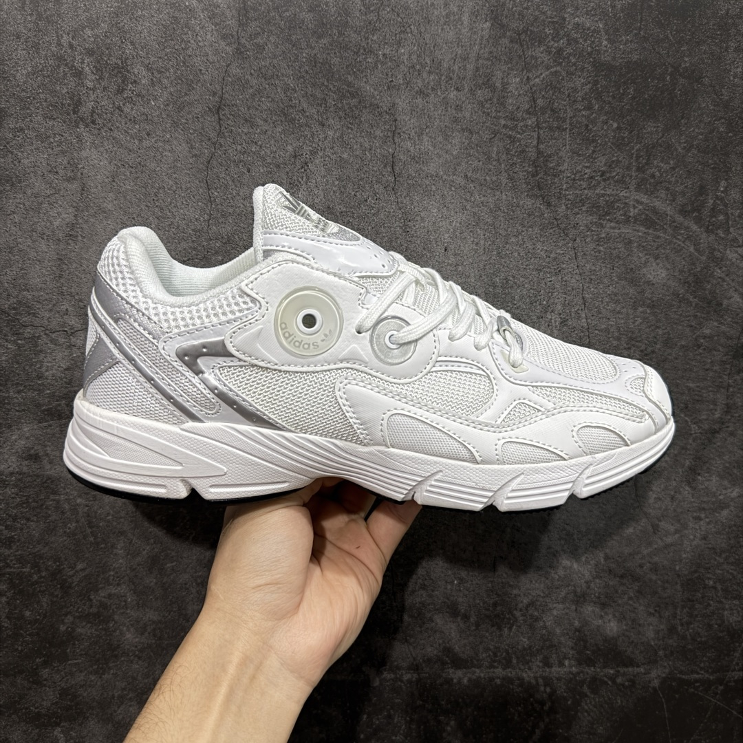【纯原福利】阿迪达斯Adidas Originals Astir”Space Silver Grey“阿斯蒂尔系列老爹风复古透气缓震休闲运动慢跑鞋 GY5565 原楦开发版型，采用牛剖革组合透气网织布鞋面材质，搭载Torsion System抗扭转科技，市面正确4层组合鞋底部 尺码：36 36.5 37 41 42 42.5 43 44 44.5 45-选品中心