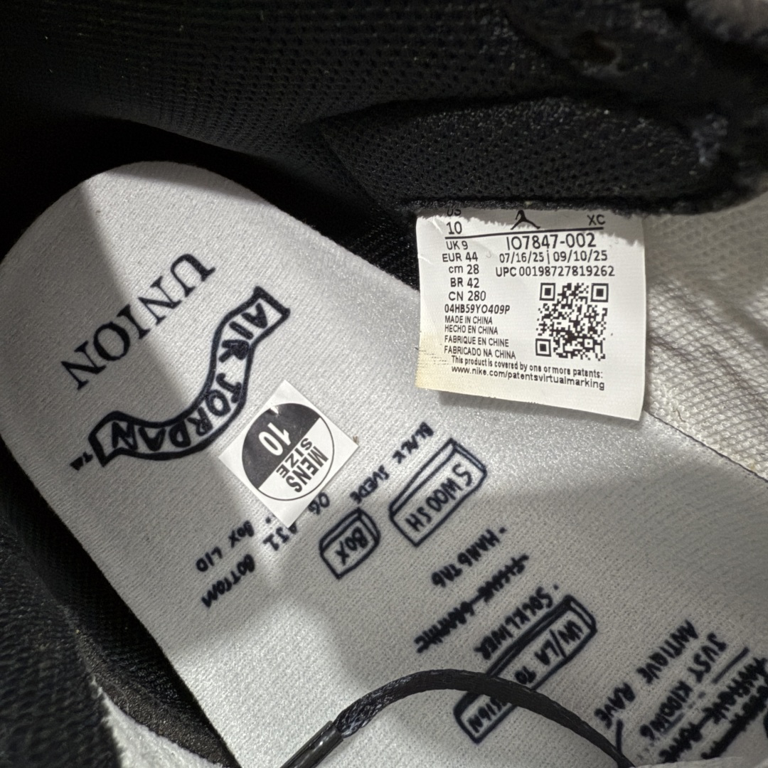 图片[9]-【RN版本】Union LA x Fragment Design x Air Jordan AJ1 Retro High NRG 藤原浩三方联名四色拼接灰 闪电白蓝红 IO7847-002 圈内最强系列 高端零售特供批次 产品品控稳定性领先行业 各方面均可对飙L版 良心定价不杀猪 SZ原厂全套原楦原纸板冲刀磨具开发 原厂皮料加持 原厂港宝加持定型后跟R度完美 同源原厂电绣 飞翼针数密度立体效果一致 百分百一致原鞋 原厂拉帮工艺 针距密度一致 后跟弧度收口自然不对折 极致一眼正品既视感 进口玻璃冲刀皮料裁剪零毛边 全鞋电脑针车工艺 品控清洁度最高QC检验标准 免检产品 原厂订购鞋盒、鞋标、防尘纸、鞋撑、鞋带 追求极致的原厂味道 尺码： 40 40.5 41 42 42.5 43 44 44.5 45 46 47.5-选品中心