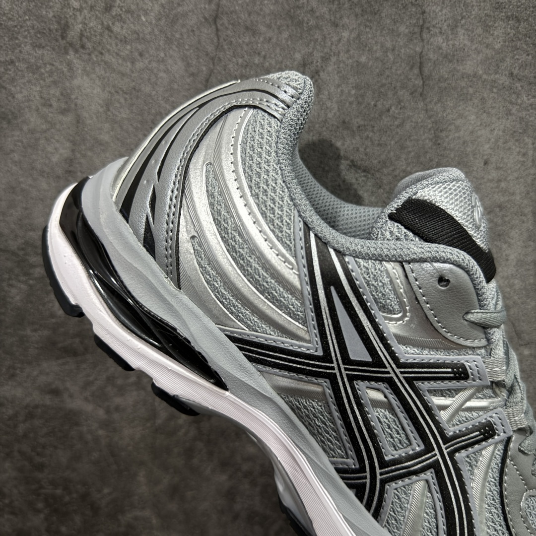 图片[7]-【公司级】Asics/亚瑟士 Gel Sekiran 防滑耐磨 缓震回弹 舒适轻便 支撑 跑鞋 ASICS的亚瑟士运动风尚系列又带来了新的惊喜，Gel Sekiran（凝胶赤炼）运动跑步鞋。这款鞋的设计灵感来自21世纪头十年和第二个十年发布的多款经典跑鞋，包括Gel Nimbus 13、Gel Cumulus 12和Gel Cumulus 17。经典鞋型的细节被巧妙地融入到这款鞋的覆面图案和网面构造中。而鞋底部分则采用了Gel Cumulus 17的鞋底系统，与复古风格的鞋面形成鲜明对比。中底采用FF BLAST™ PLUS ECO缓震材料，提供云感体验；TPU弹性体增强脚趾灵活性，橡胶发泡技术提升回弹性能。适用场景：大体重跑者或需要额外缓震支持的训练场景。 尺码： 36-45含半码 编码： AYB250260-选品中心