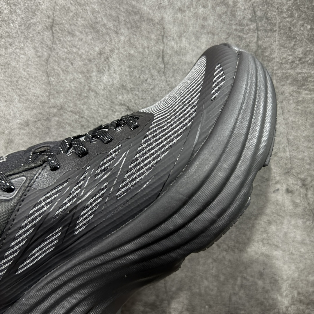 图片[6]-【纯原H版】Hoka Bondi 8 TS Caged 邦迪8 网面透气跑步鞋 1155391 全新外贸订单出货 原材料原数据打造 邦代八代缓震网面耐磨低帮跑步鞋 原始的 Bondi 缓震和线条在这里 提供该特许经营权众所周知的柔软、平衡的乘坐体验 Bondi 使用加长的摇杆微调几何形状 以获得更大的加速度 尺码： 36 36.5 37 38 38.5 39 40 40.5 41 42 42.5 43 44 44.5 45-选品中心