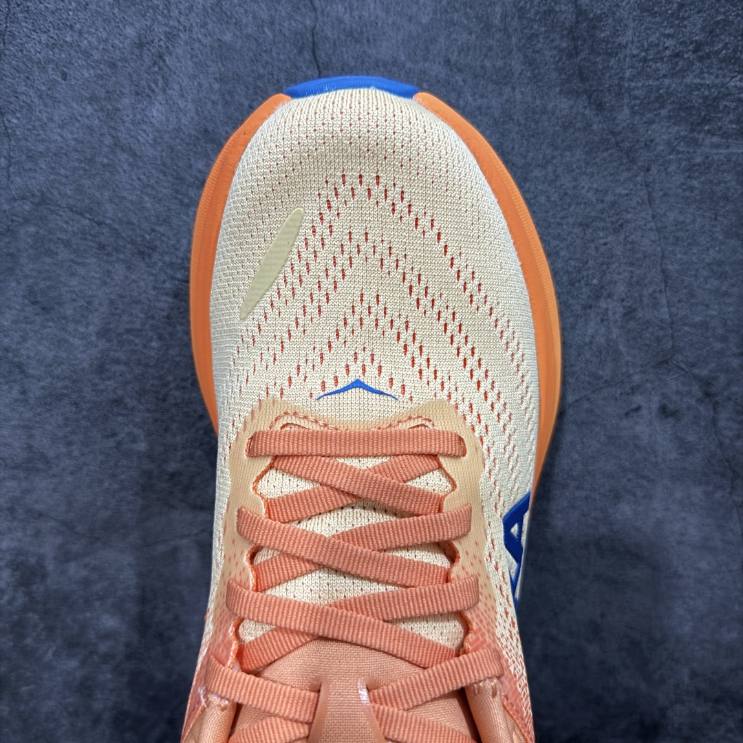 图片[5]-【纯原H版】Hoka Bondi 8 TS Caged 邦迪8 网面透气跑步鞋 1123202 全新外贸订单出货 原材料原数据打造 邦代八代缓震网面耐磨低帮跑步鞋 原始的 Bondi 缓震和线条在这里 提供该特许经营权众所周知的柔软、平衡的乘坐体验 Bondi 使用加长的摇杆微调几何形状 以获得更大的加速度 尺码： 36 36.5 37 38 38.5 39 40 40.5 41 42 42.5 43 44 44.5 45-选品中心