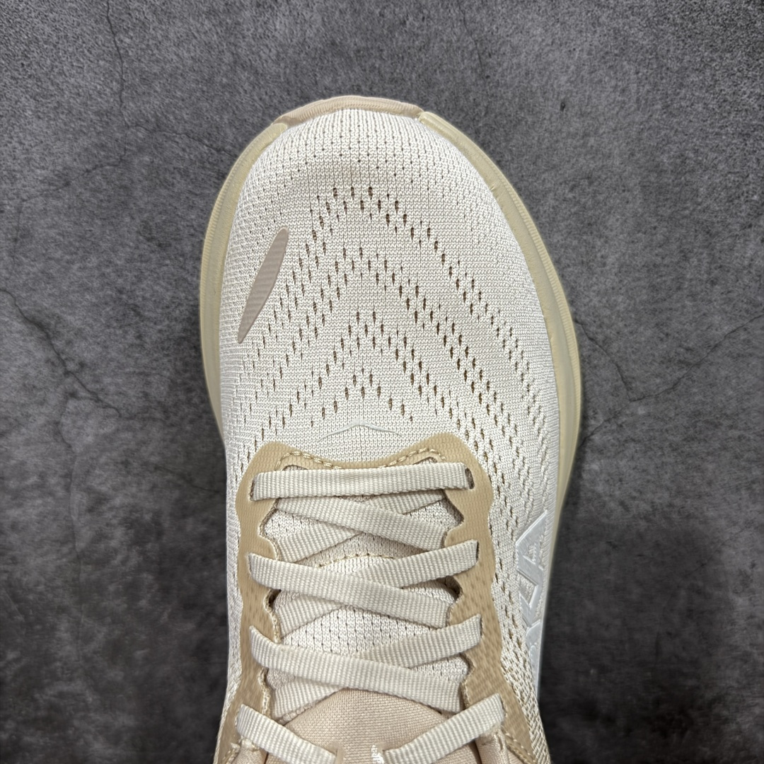 图片[5]-【纯原H版】Hoka Bondi 8 TS Caged 邦迪8 网面透气跑步鞋 1123202 全新外贸订单出货 原材料原数据打造 邦代八代缓震网面耐磨低帮跑步鞋 原始的 Bondi 缓震和线条在这里 提供该特许经营权众所周知的柔软、平衡的乘坐体验 Bondi 使用加长的摇杆微调几何形状 以获得更大的加速度 尺码： 36 36.5 37 38 38.5 39 40 40.5 41 42 42.5 43 44 44.5 45-选品中心