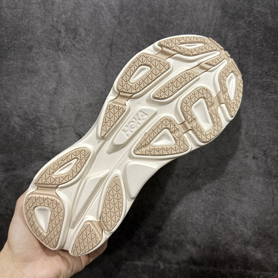 图片[9]-【纯原H版】Hoka Bondi 8 TS Caged 邦迪8 网面透气跑步鞋 1123202 全新外贸订单出货 原材料原数据打造 邦代八代缓震网面耐磨低帮跑步鞋 原始的 Bondi 缓震和线条在这里 提供该特许经营权众所周知的柔软、平衡的乘坐体验 Bondi 使用加长的摇杆微调几何形状 以获得更大的加速度 尺码： 36 36.5 37 38 38.5 39 40 40.5 41 42 42.5 43 44 44.5 45-选品中心