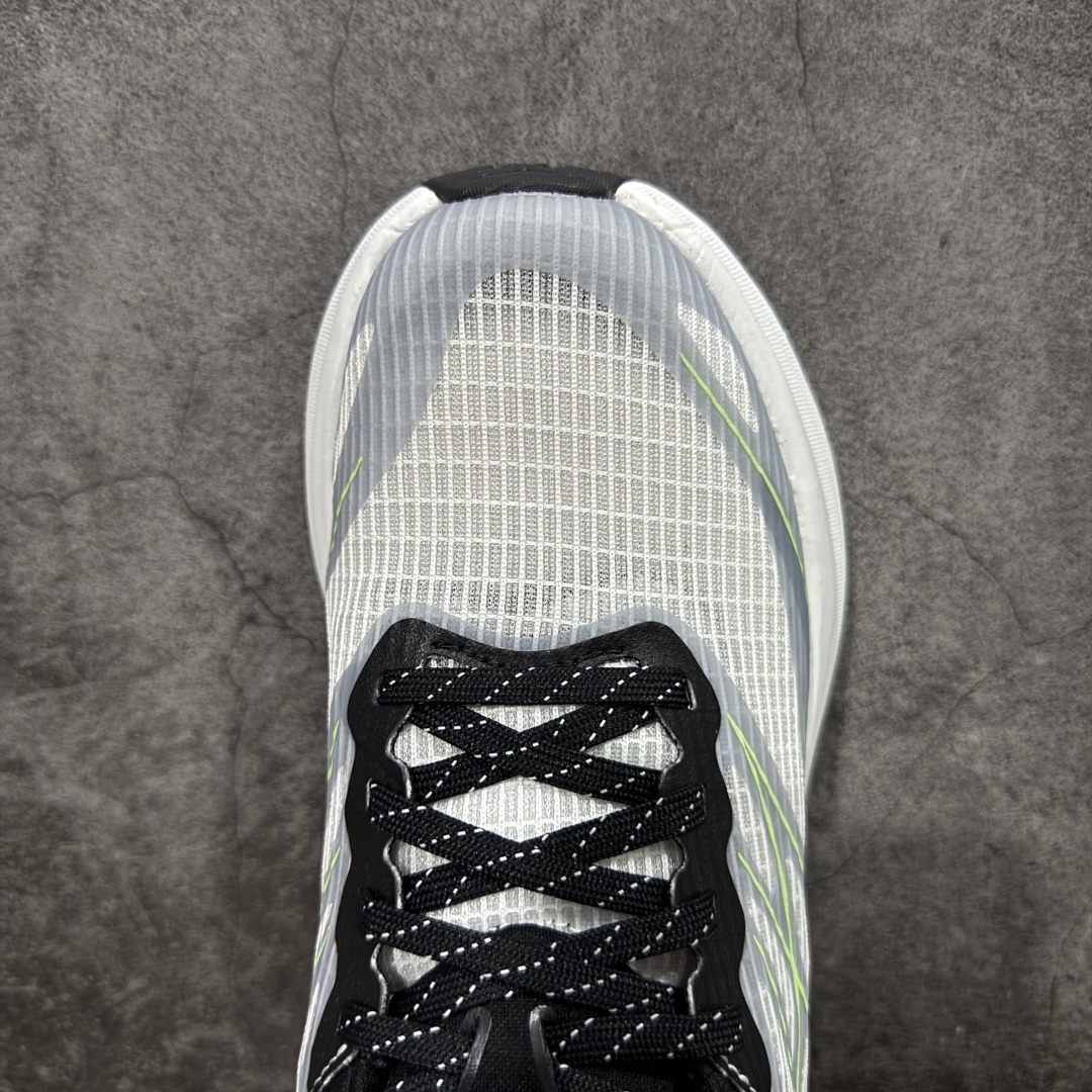 图片[5]-【纯原H版】Hoka Bondi 8 TS Caged 邦迪8 网面透气跑步鞋 1155391 全新外贸订单出货 原材料原数据打造 邦代八代缓震网面耐磨低帮跑步鞋 原始的 Bondi 缓震和线条在这里 提供该特许经营权众所周知的柔软、平衡的乘坐体验 Bondi 使用加长的摇杆微调几何形状 以获得更大的加速度 尺码： 36 36.5 37 38 38.5 39 40 40.5 41 42 42.5 43 44 44.5 45-选品中心